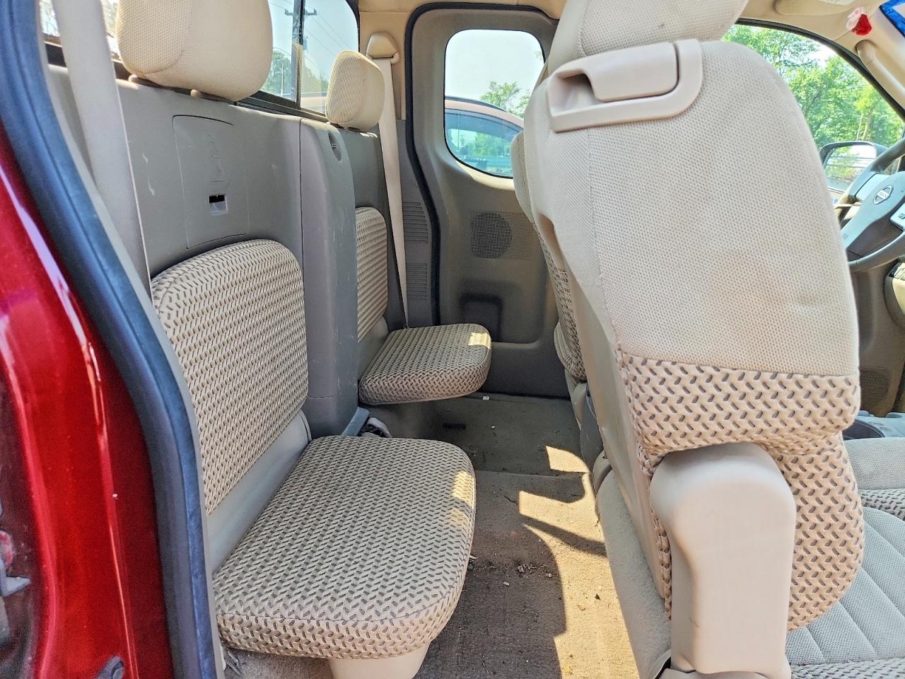 2009 Nissan Frontier Se V6 Красный vin: 1N6AD06W09C420676
