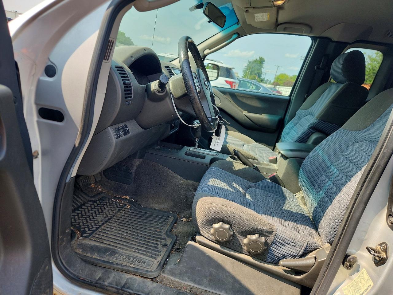 2005 Nissan Frontier Se Silver vin: 1N6AD06W25C442396