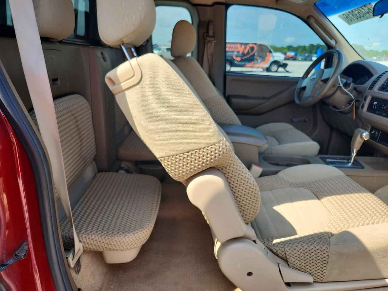 2006 Nissan Frontier Se Красный vin: 1N6AD06W26C410369
