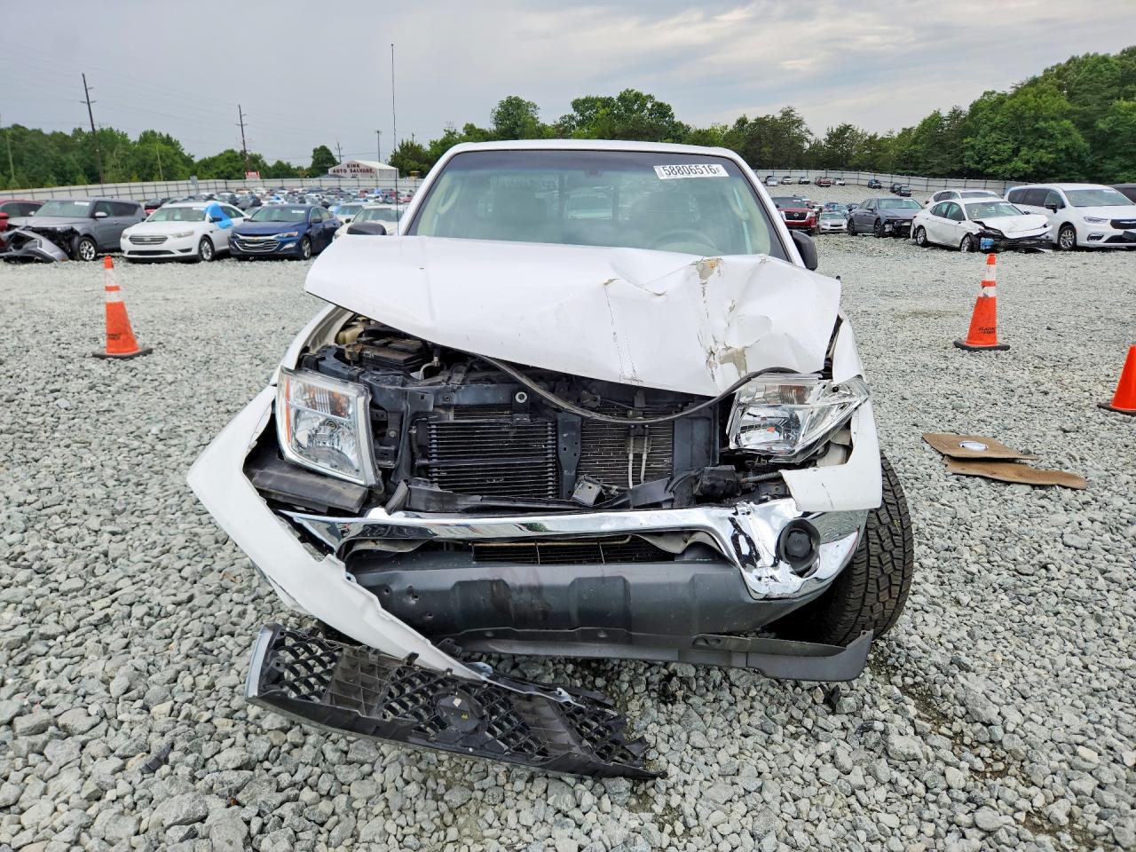 2008 Nissan Frontier Se V6 White vin: 1N6AD06W28C400427