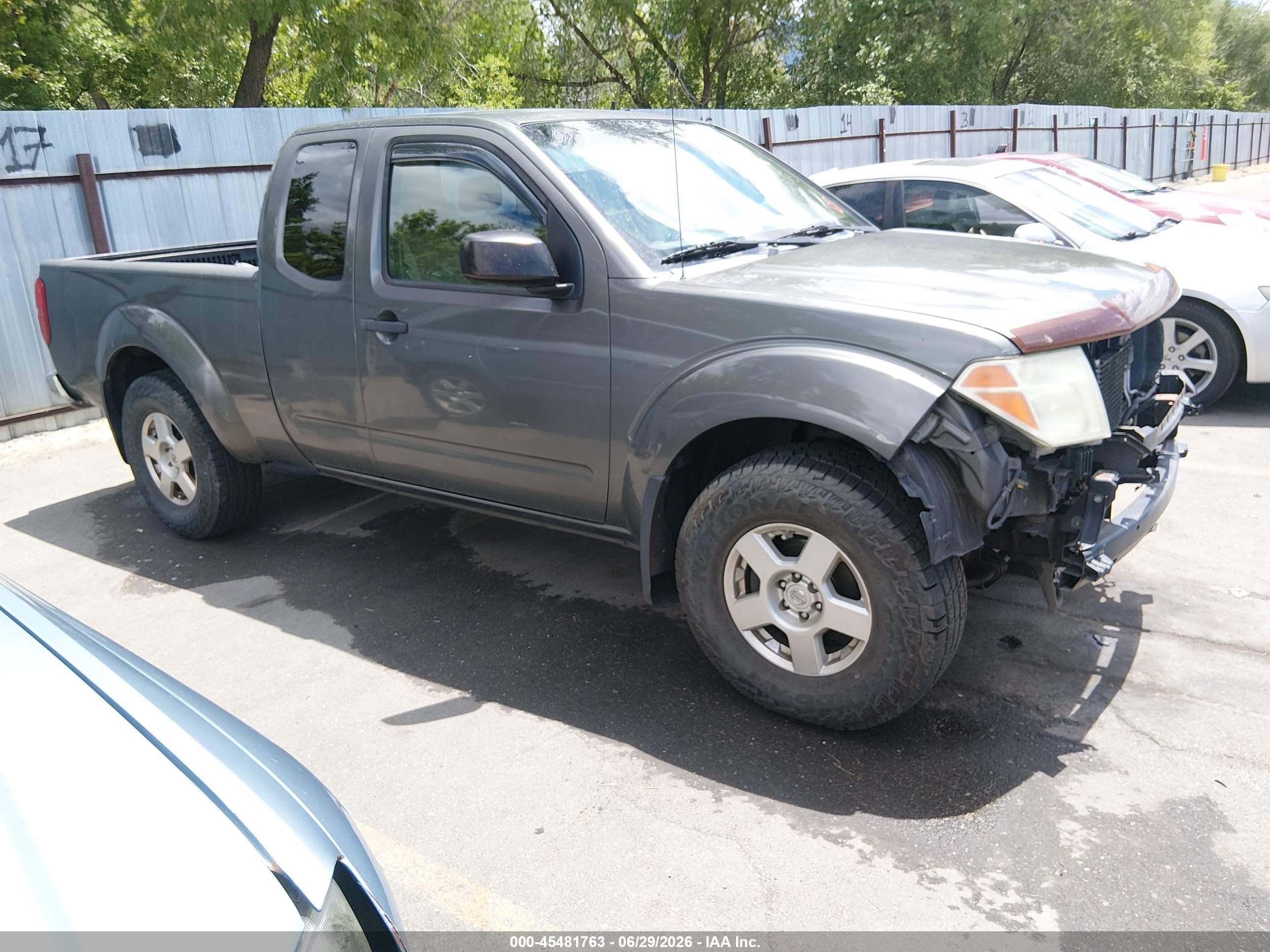 2008 Nissan Frontier Se Gray vin: 1N6AD06W28C404106