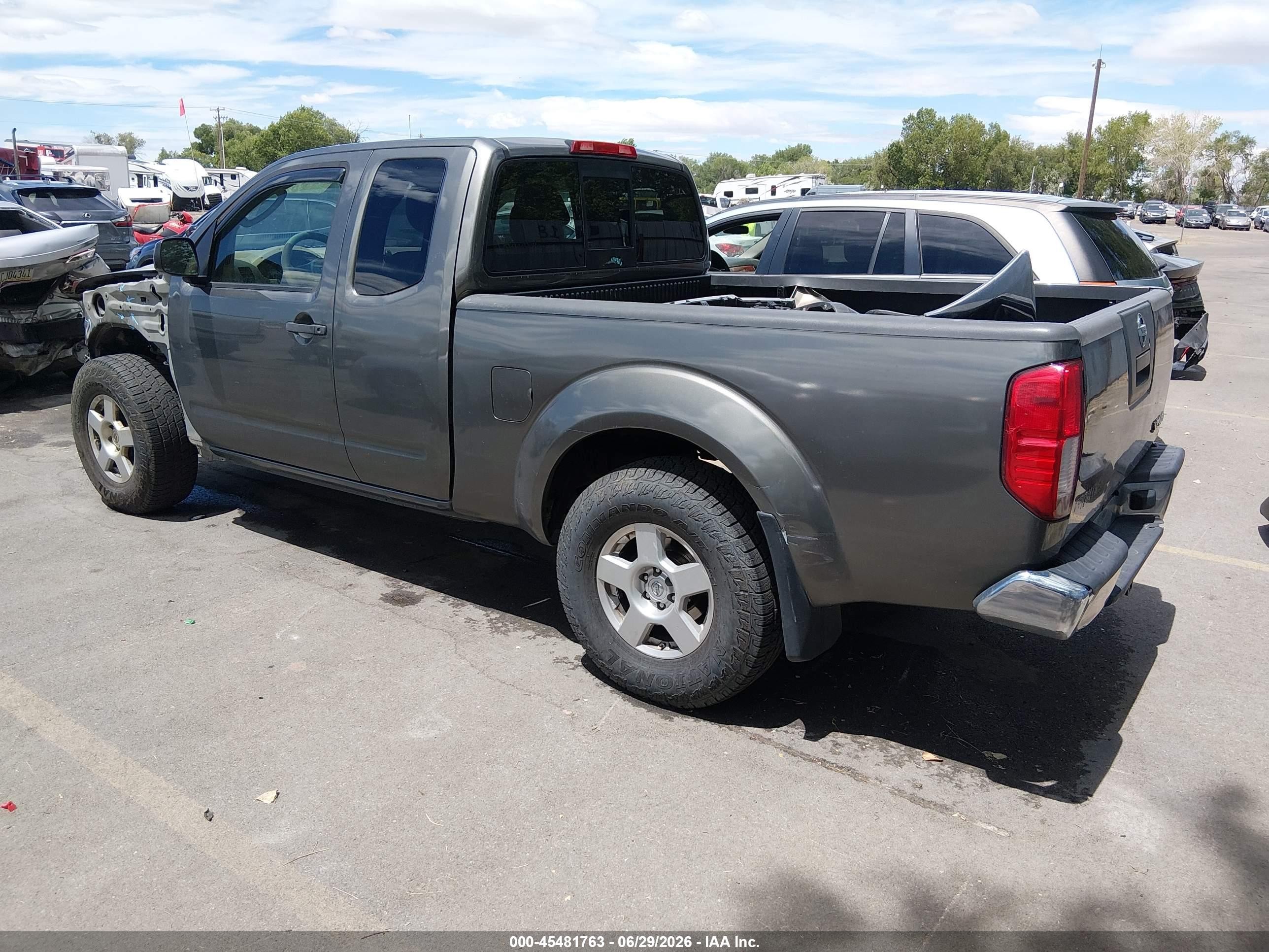 2008 Nissan Frontier Se Gray vin: 1N6AD06W28C404106