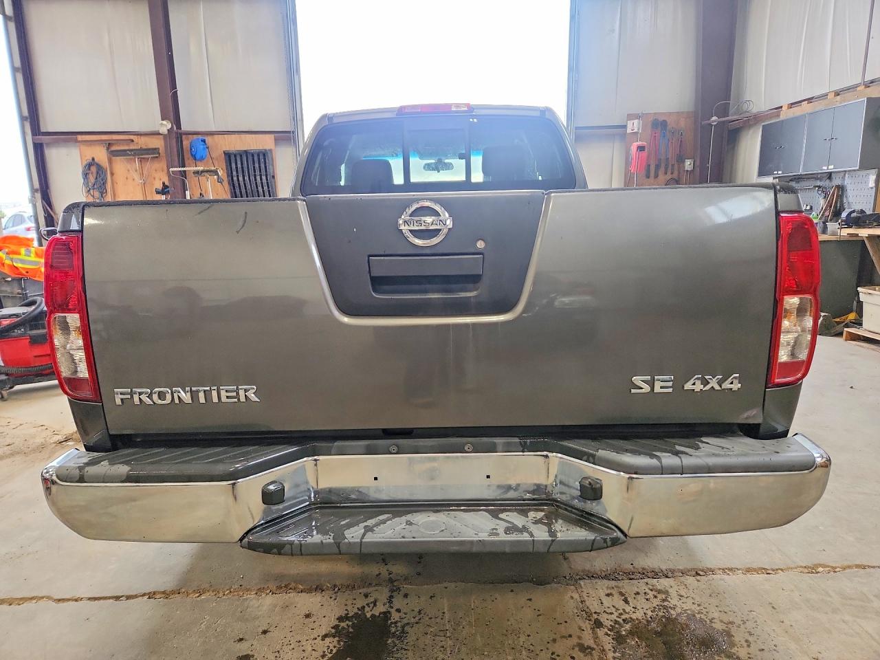 2008 Nissan Frontier Se V6 Gray vin: 1N6AD06W28C445674