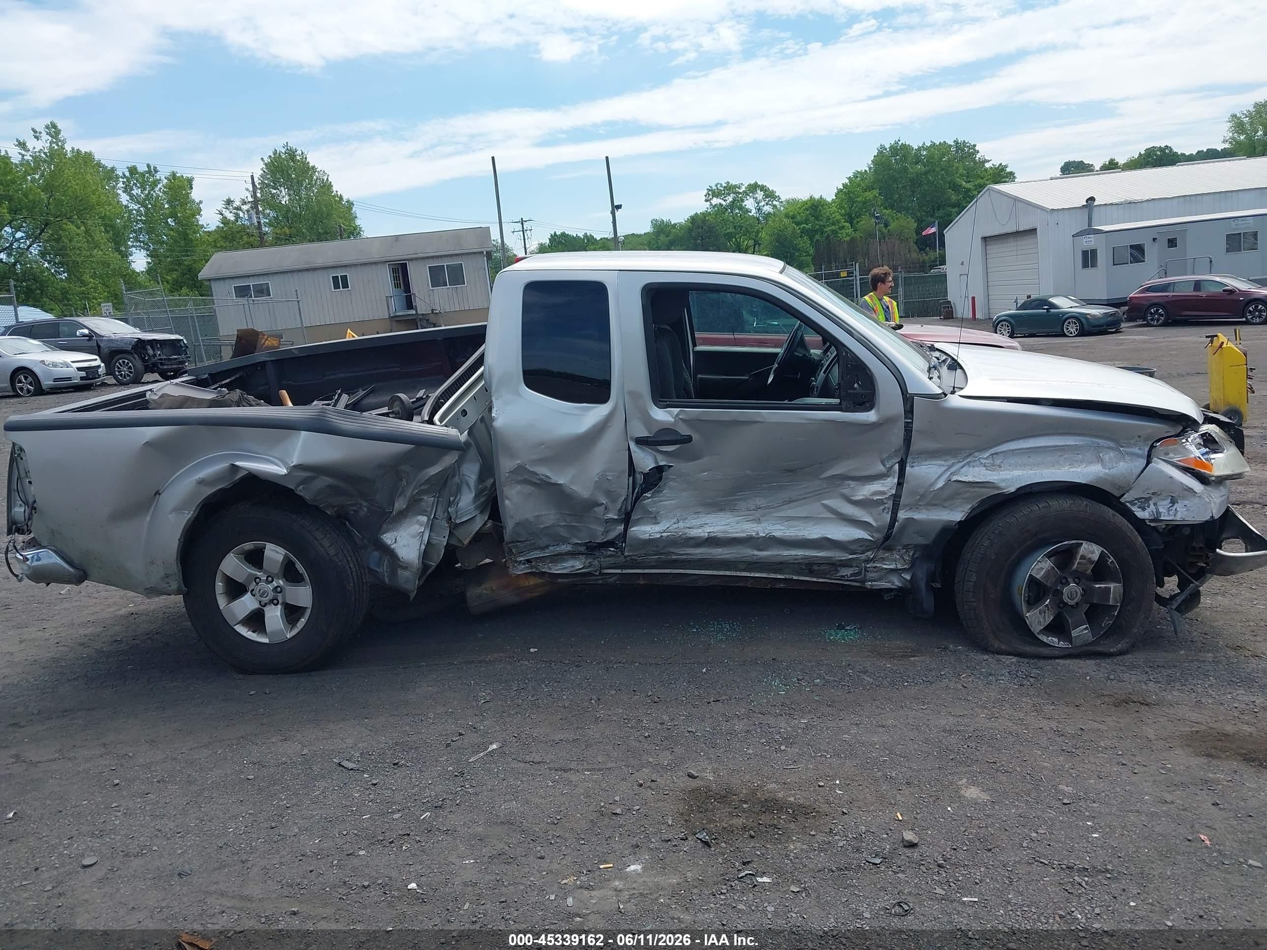 2009 Nissan Frontier Se Silver vin: 1N6AD06W29C424566