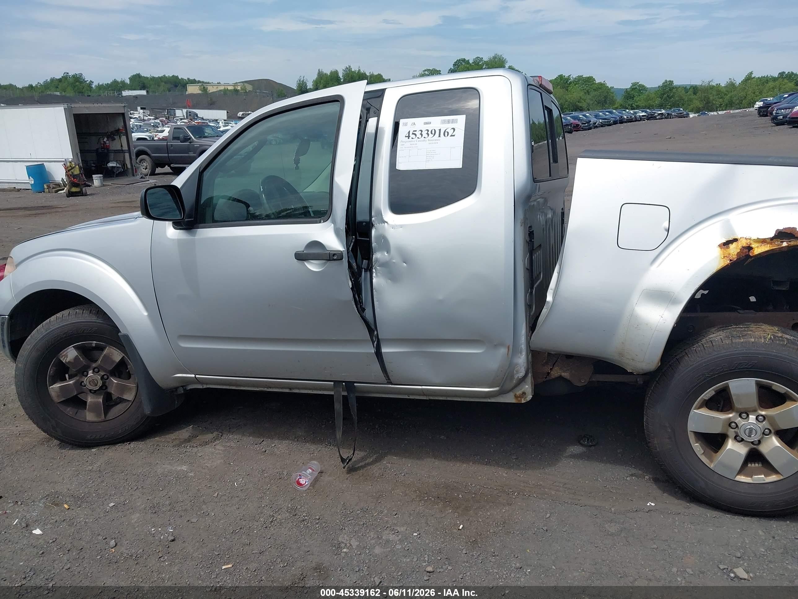 2009 Nissan Frontier Se Silver vin: 1N6AD06W29C424566