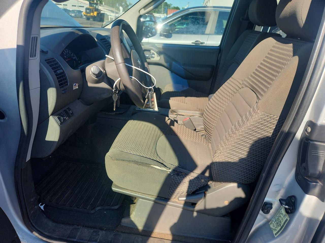 2006 Nissan Frontier Se Silver vin: 1N6AD06W36C406251