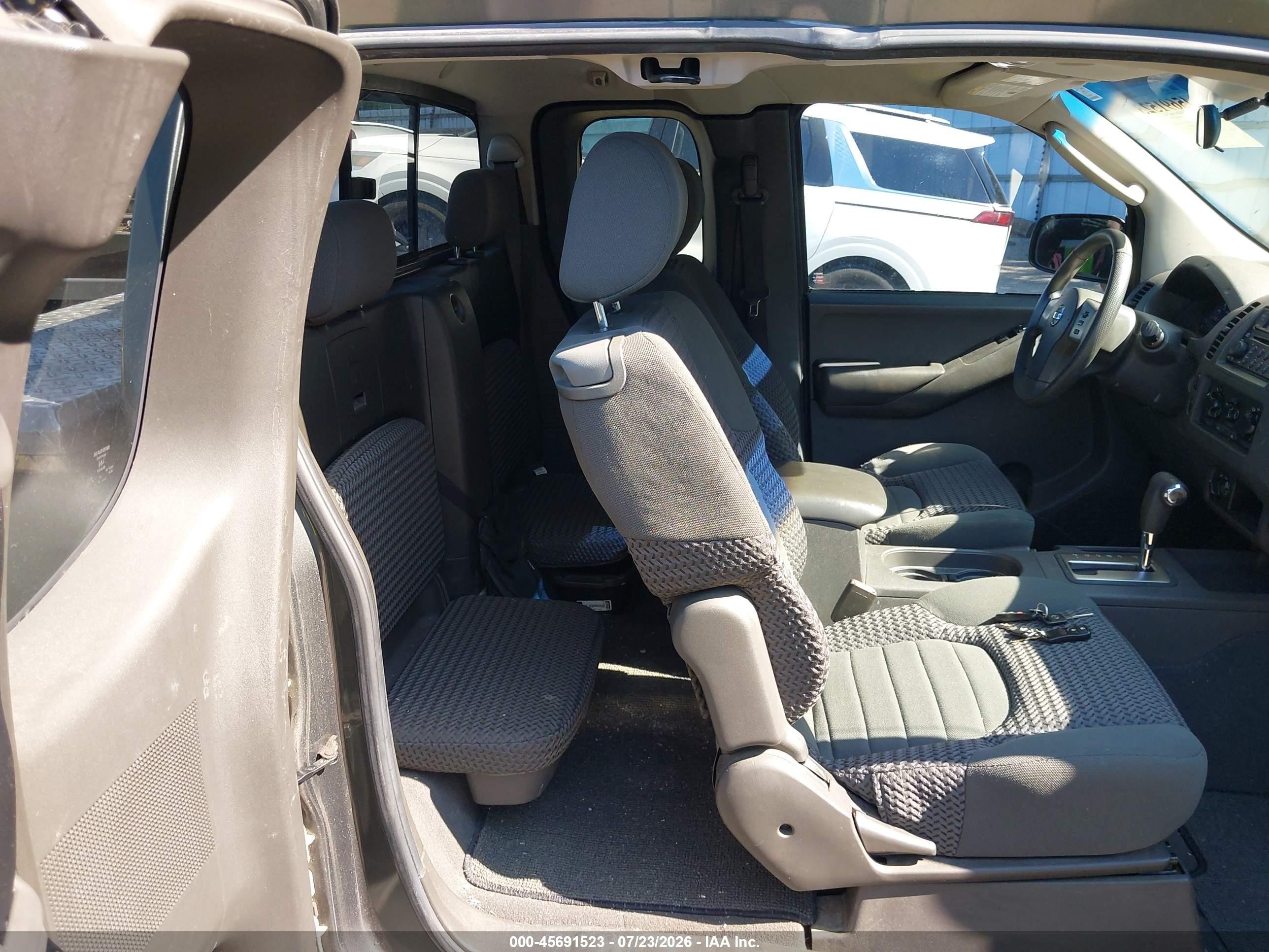 2006 Nissan Frontier Se Gray vin: 1N6AD06W36C452307