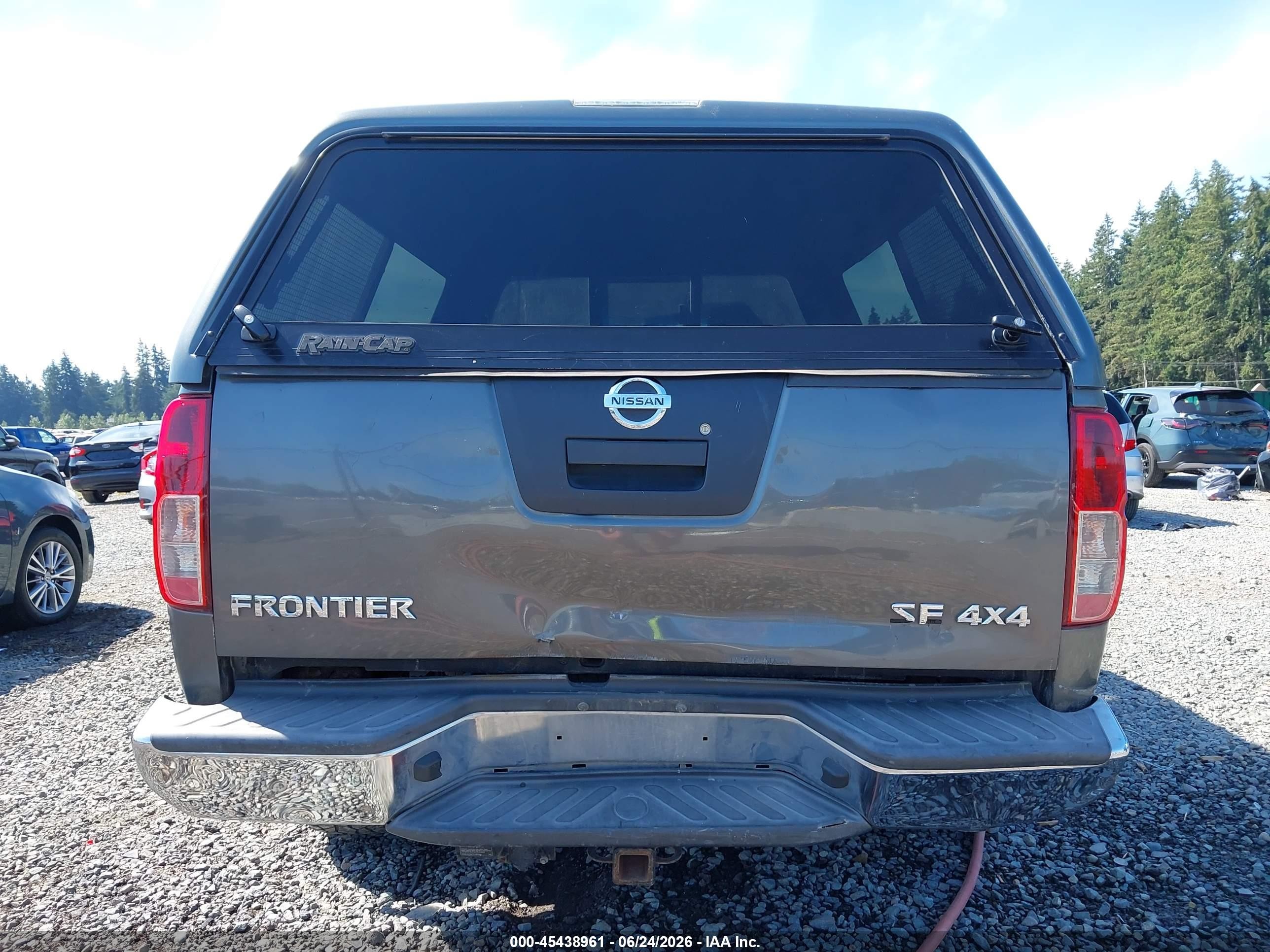 2008 Nissan Frontier Se Gray vin: 1N6AD06W38C415485