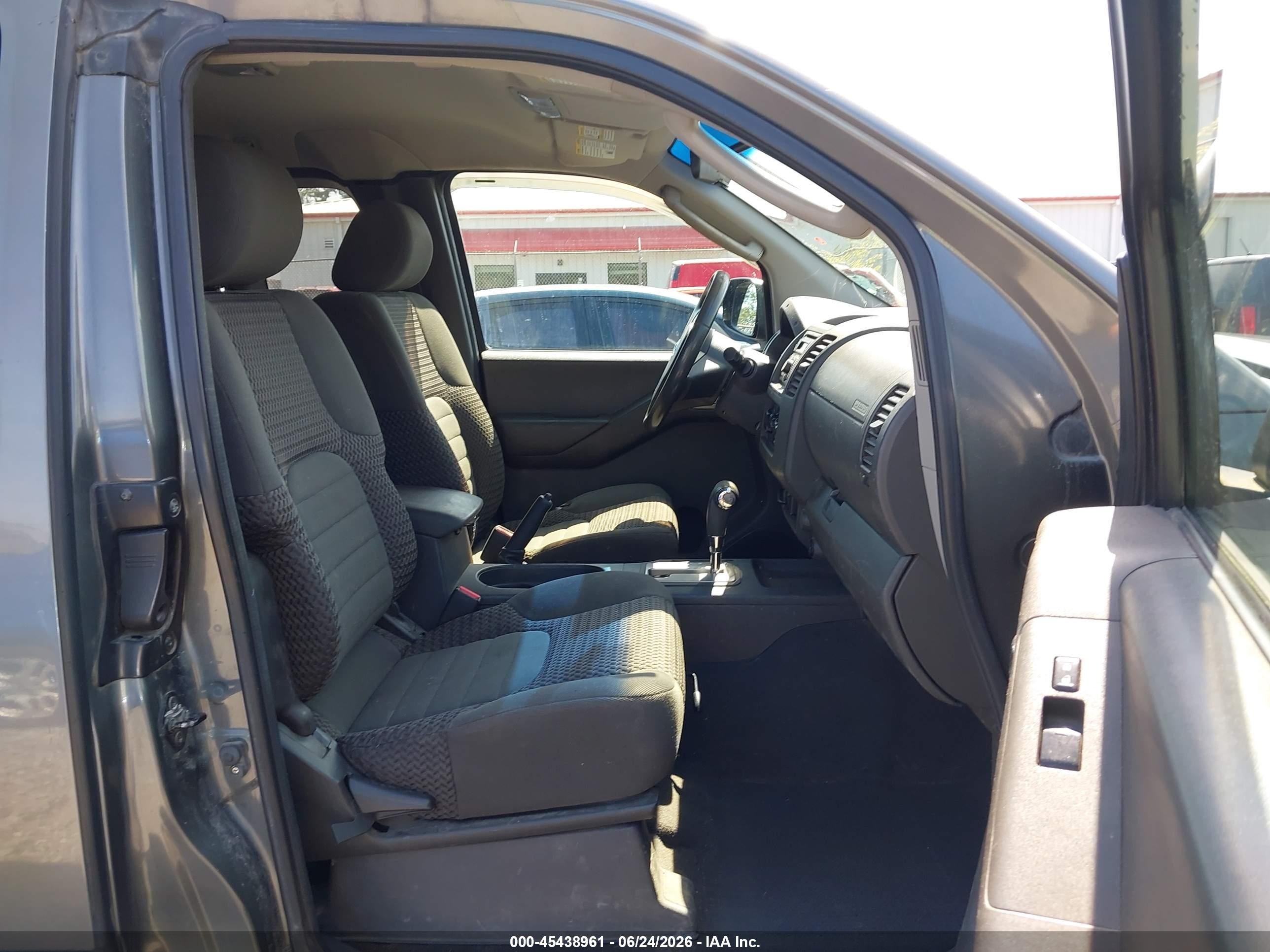 2008 Nissan Frontier Se Gray vin: 1N6AD06W38C415485