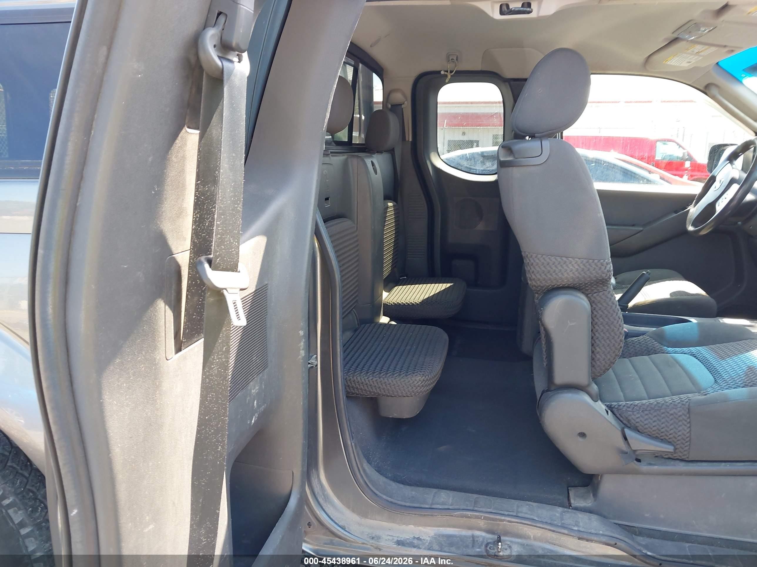 2008 Nissan Frontier Se Gray vin: 1N6AD06W38C415485