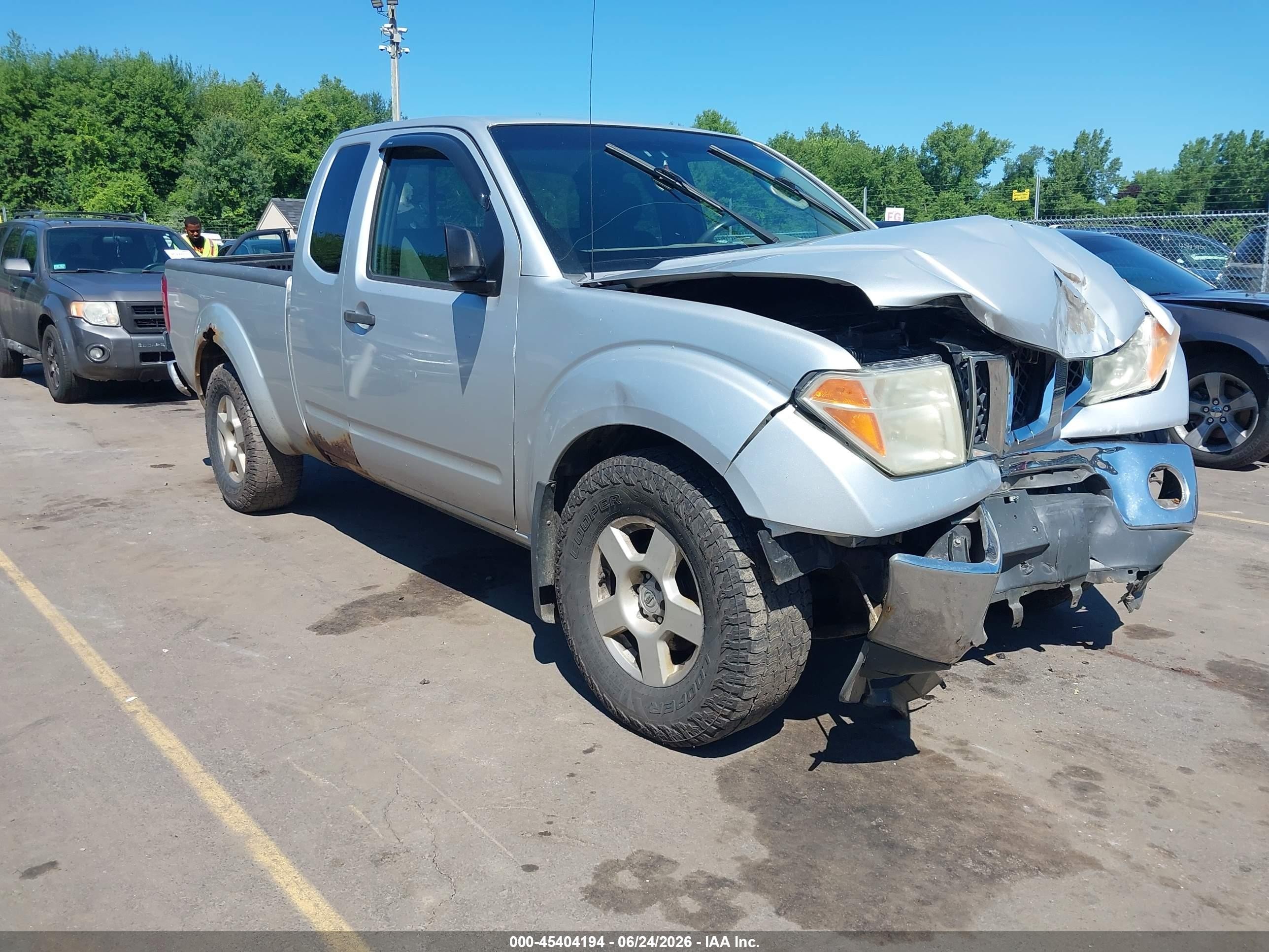 2008 Nissan Frontier Se Серебряный vin: 1N6AD06W48C436085