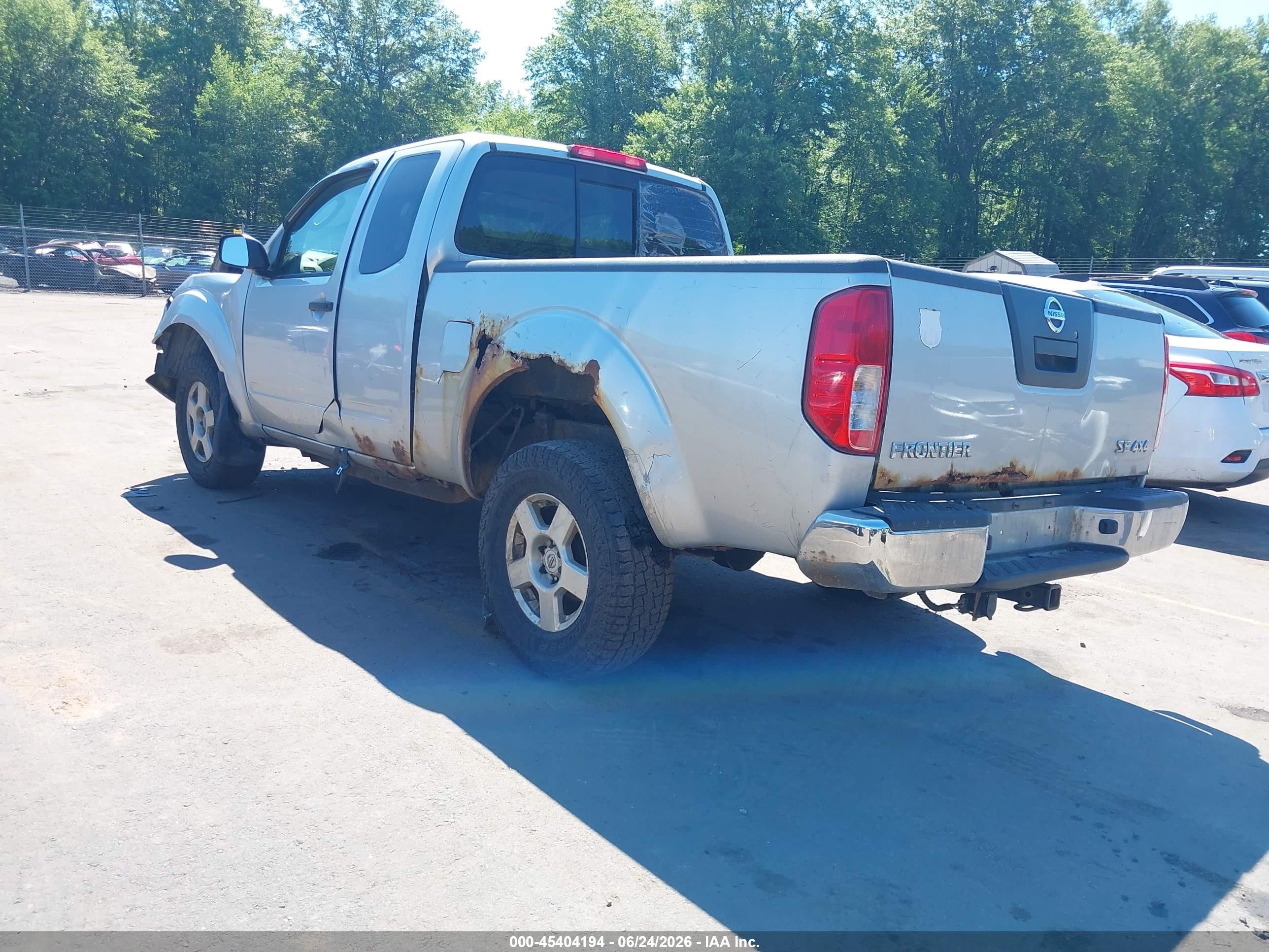 2008 Nissan Frontier Se Серебряный vin: 1N6AD06W48C436085