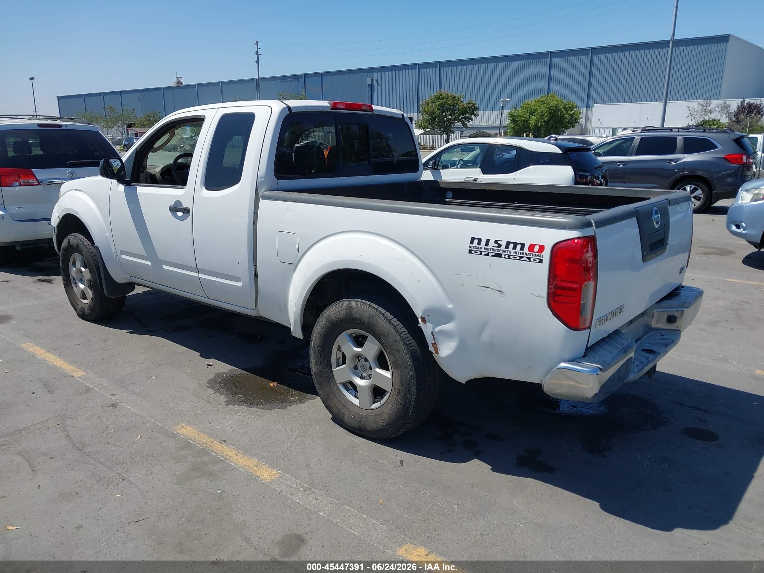 2005 Nissan Frontier 4wd Se White vin: 1N6AD06W55C402295