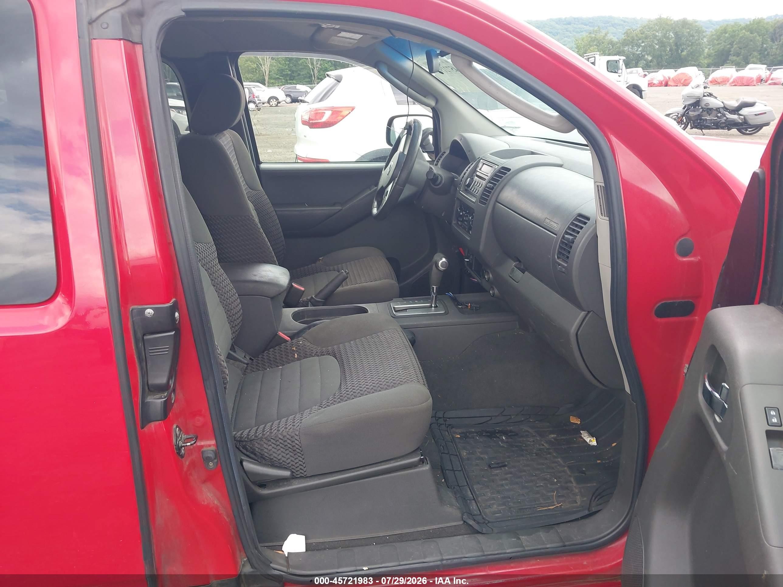2007 Nissan Frontier Se Красный vin: 1N6AD06W67C437219