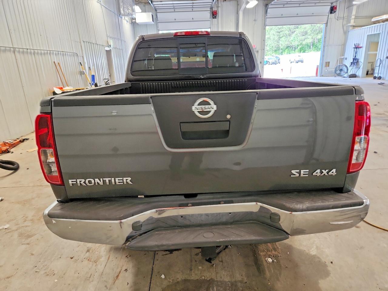 2009 Nissan Frontier Se V6 Серый vin: 1N6AD06W79C409660