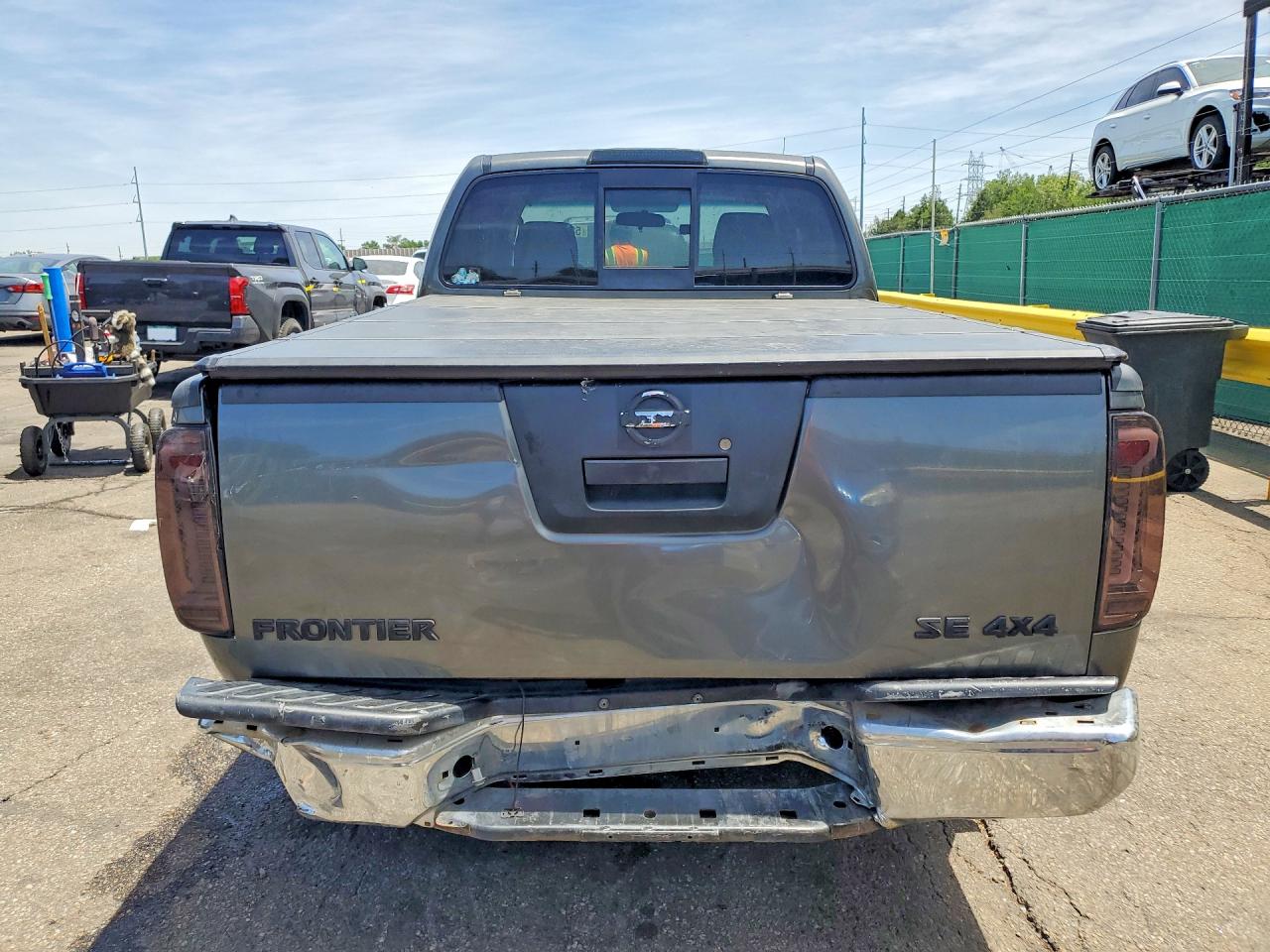2006 Nissan Frontier Se Gray vin: 1N6AD06W86C436409
