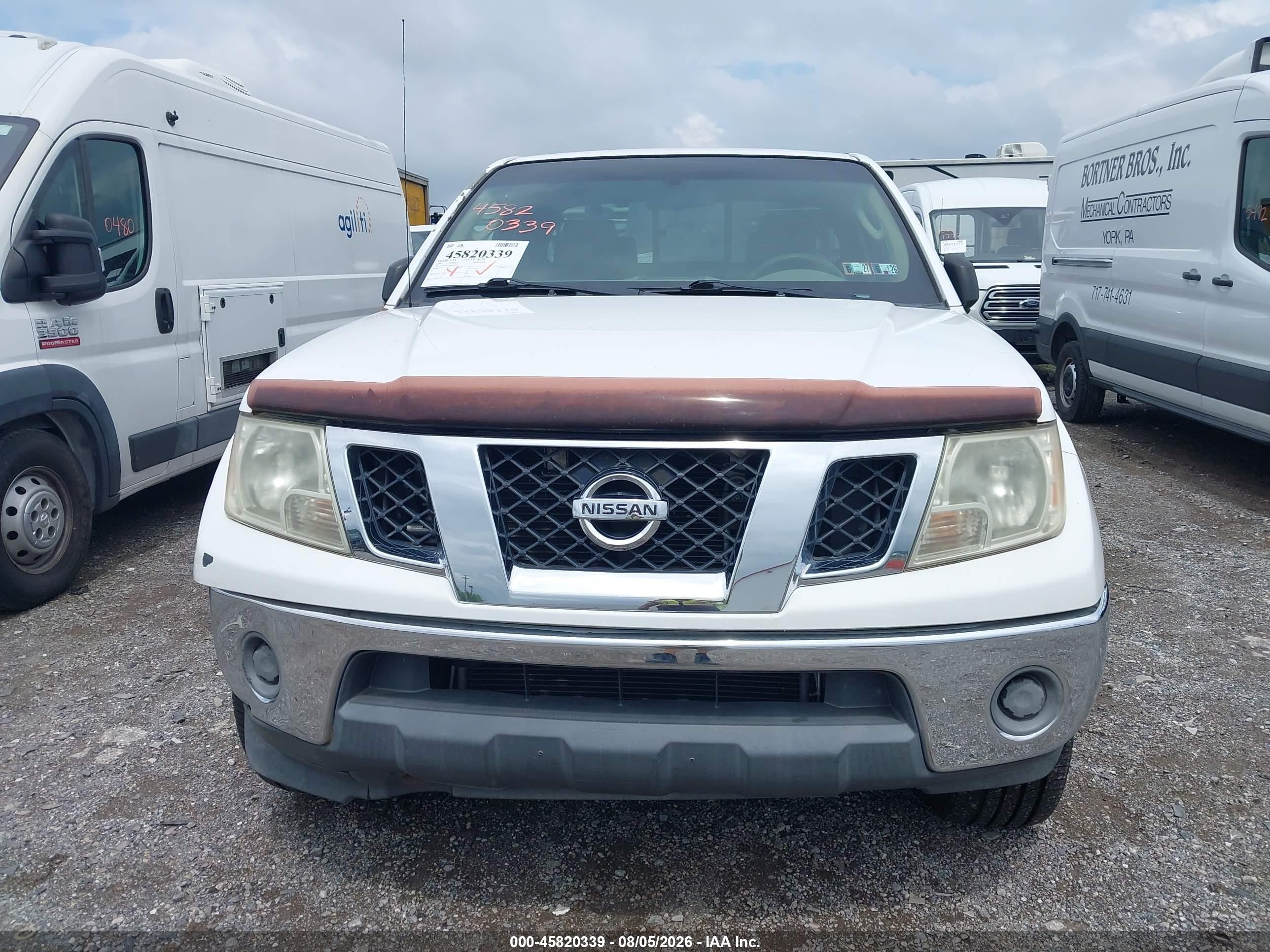 2009 Nissan Frontier Se White vin: 1N6AD06W99C428050