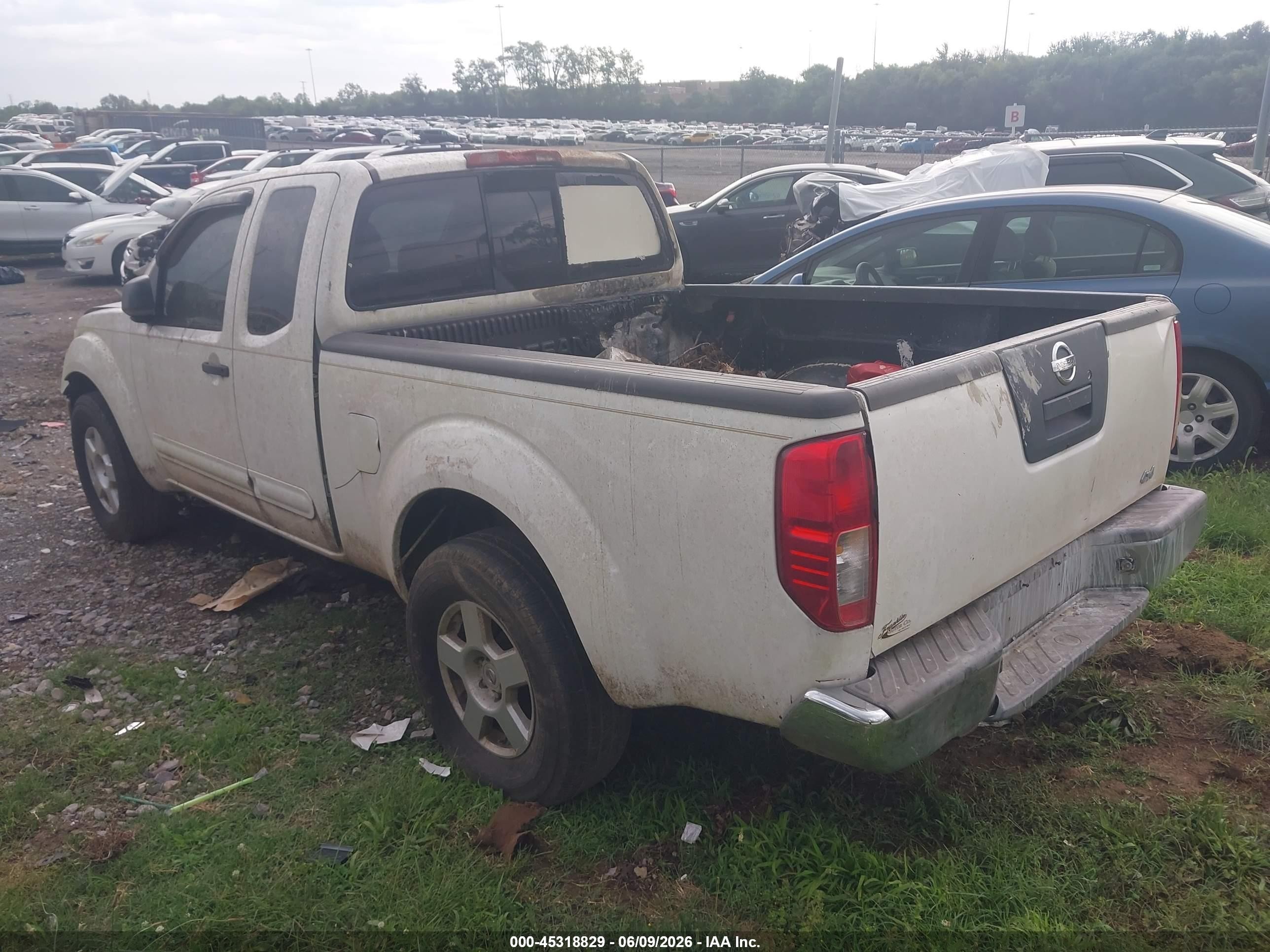 2008 Nissan Frontier Se White vin: 1N6AD06WX8C441839