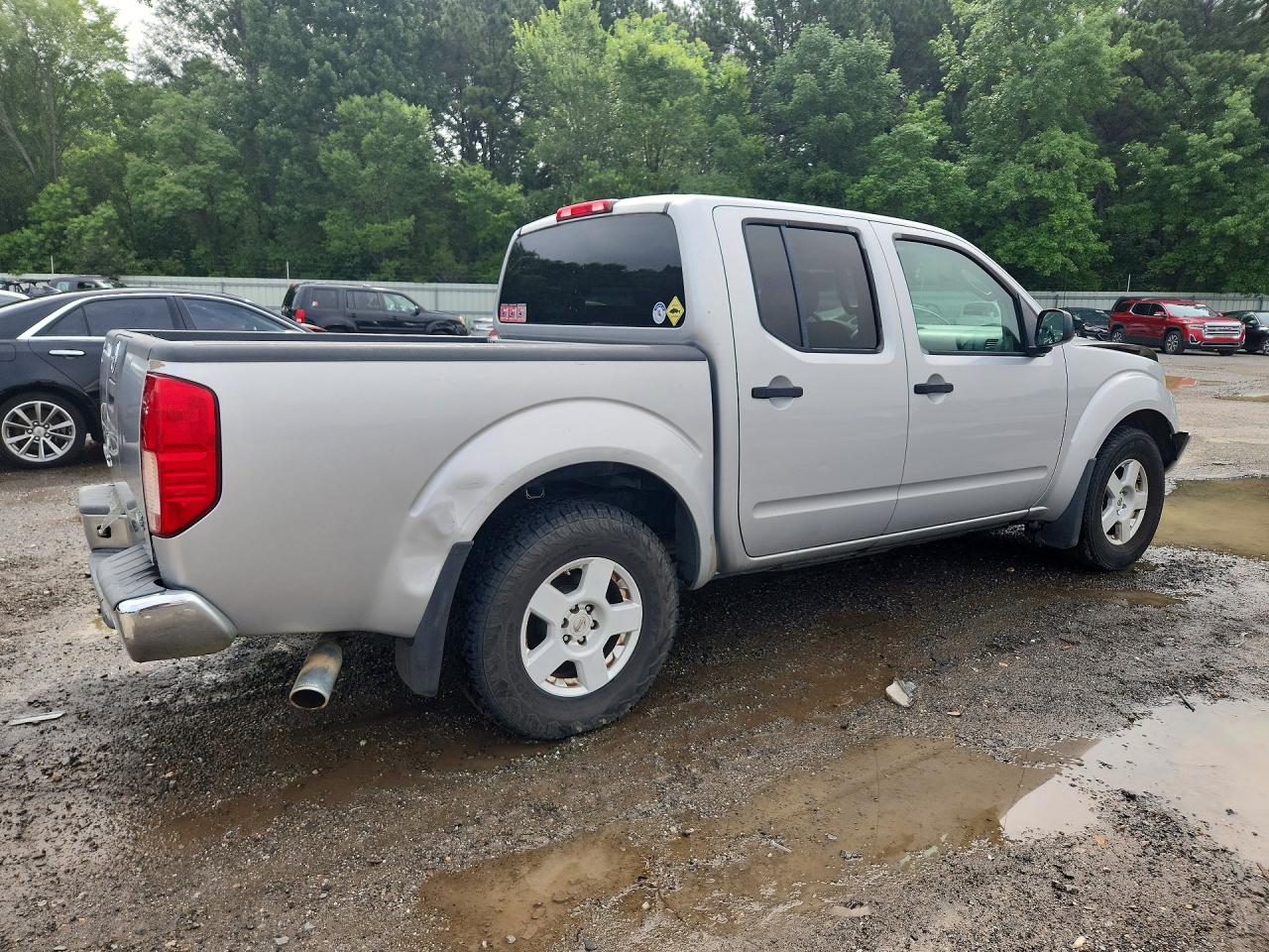 2006 Nissan Frontier Se Серебряный vin: 1N6AD07U06C411632