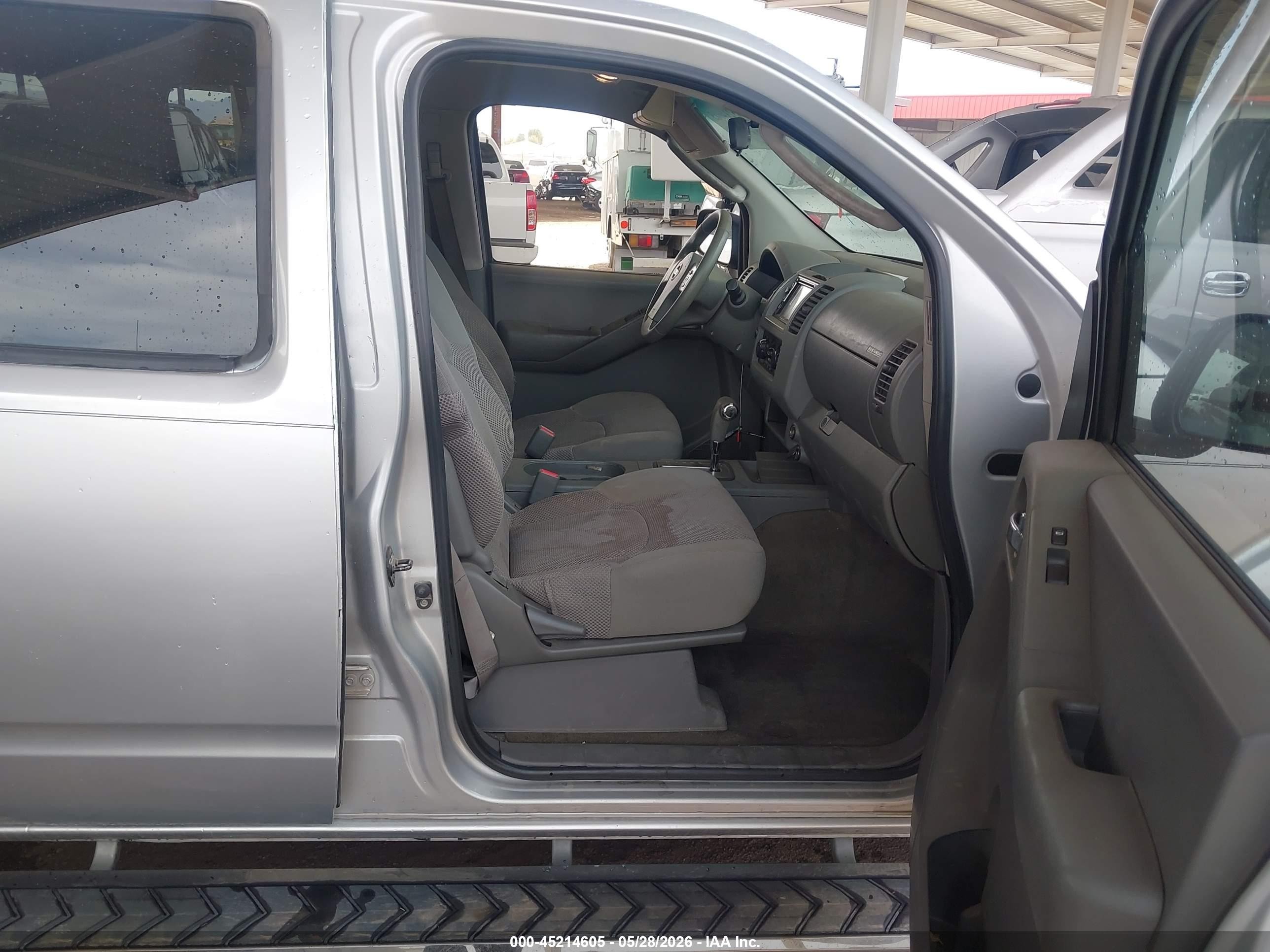 2006 Nissan Frontier Se Gray vin: 1N6AD07U06C442380