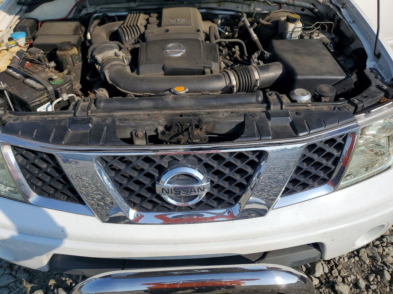 2006 Nissan Frontier Se White vin: 1N6AD07U06C455193