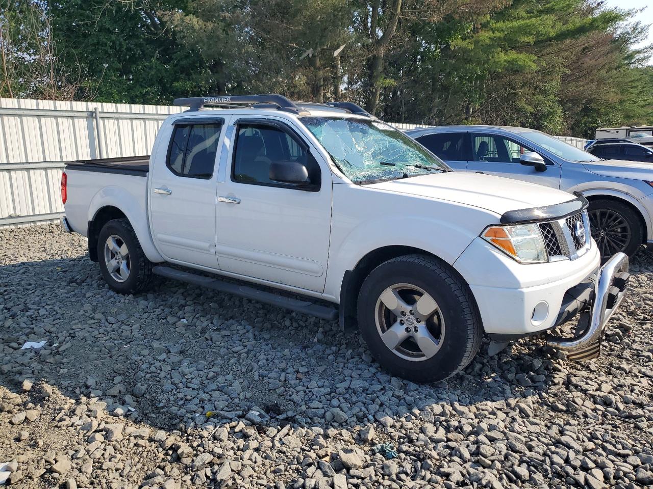2006 Nissan Frontier Se White vin: 1N6AD07U06C455193