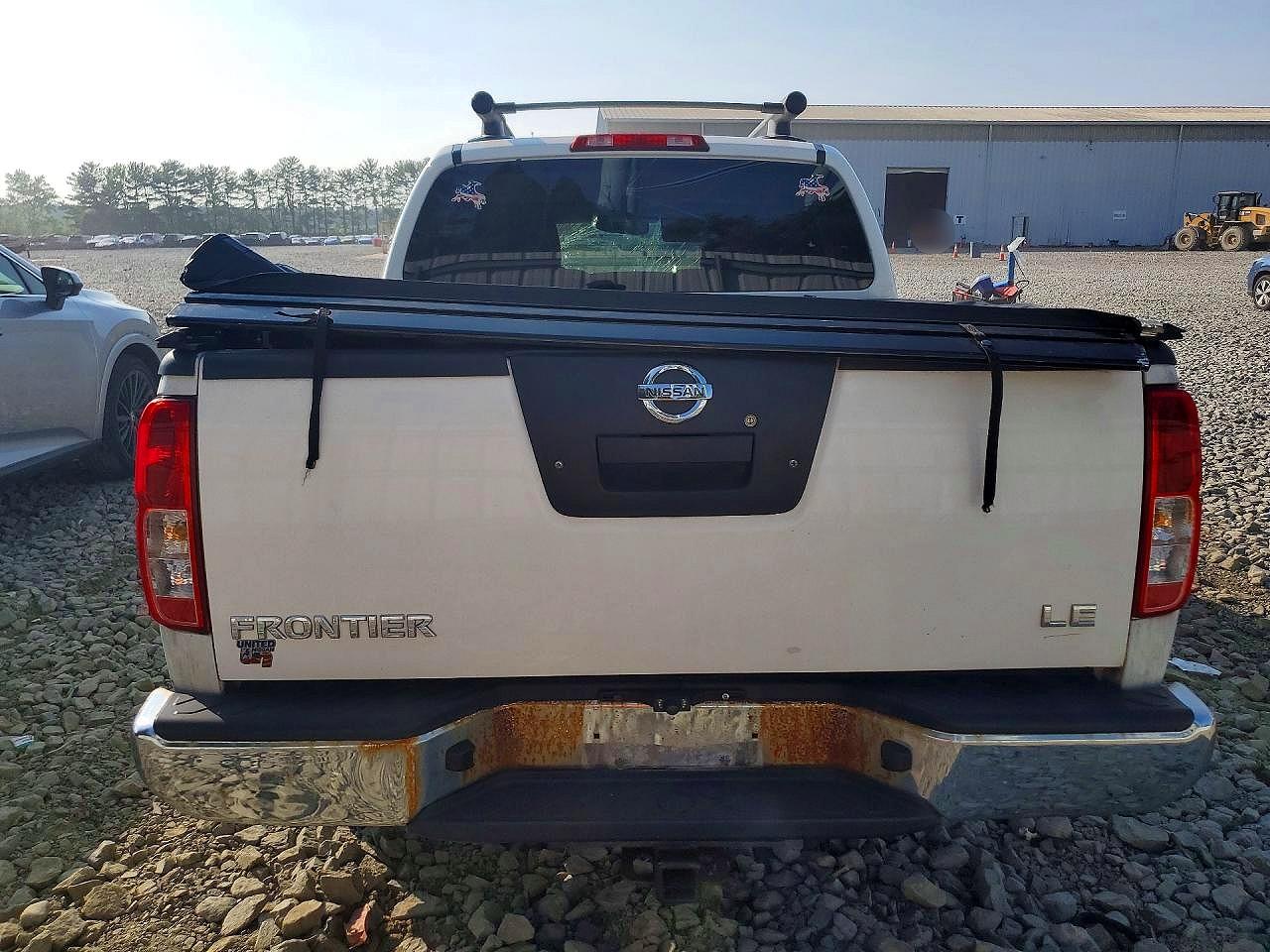 2006 Nissan Frontier Se White vin: 1N6AD07U06C455193