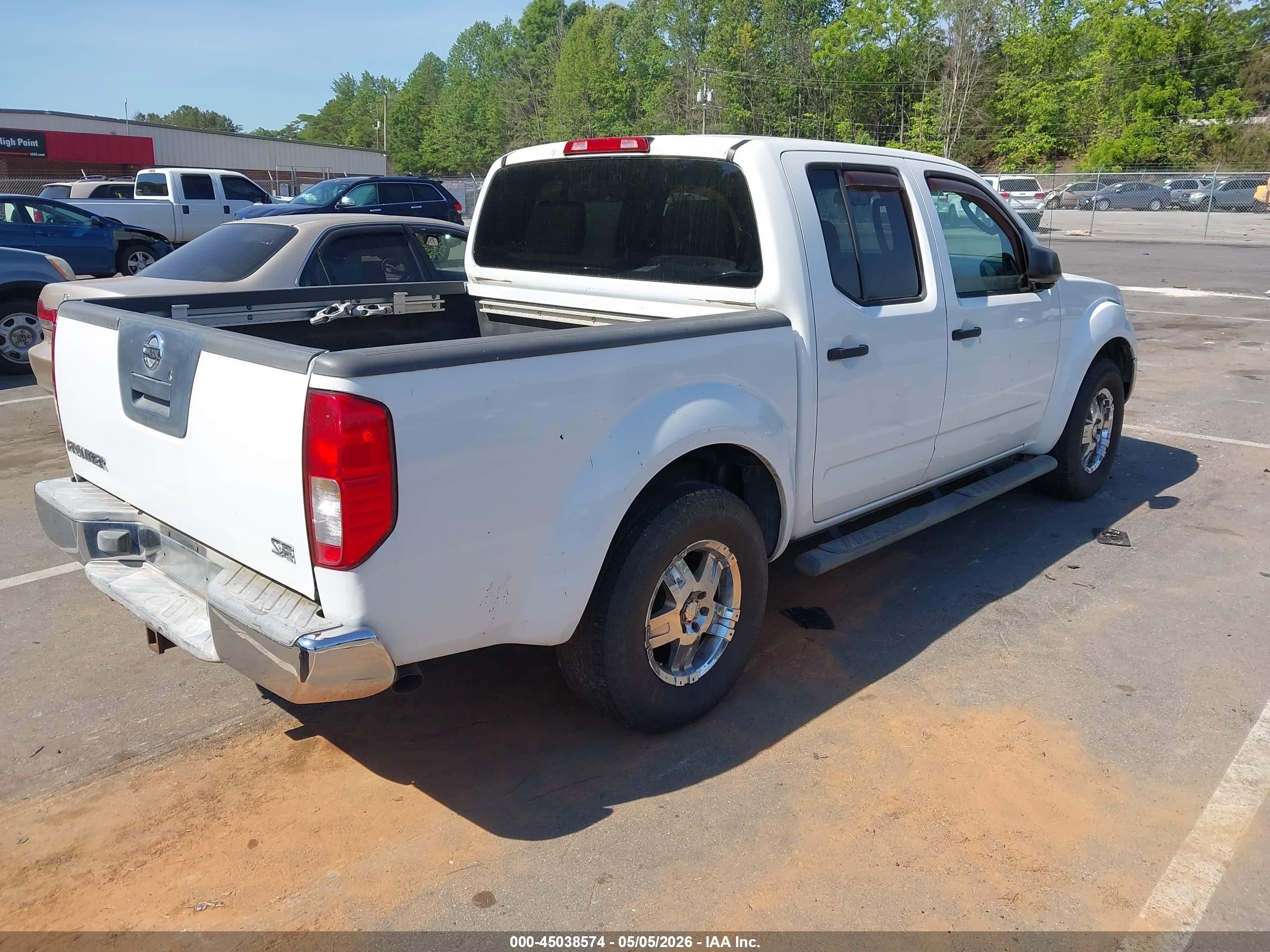 2006 Nissan Frontier Se Белый vin: 1N6AD07U06C470468