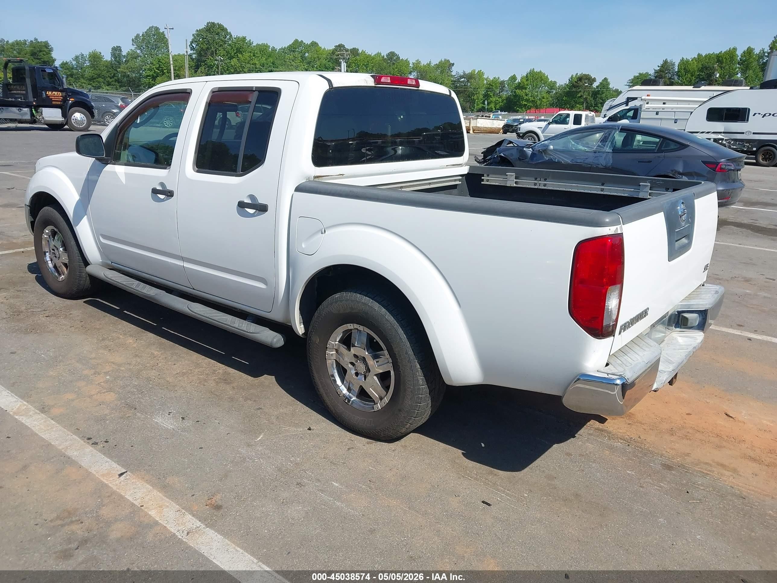 2006 Nissan Frontier Se Белый vin: 1N6AD07U06C470468