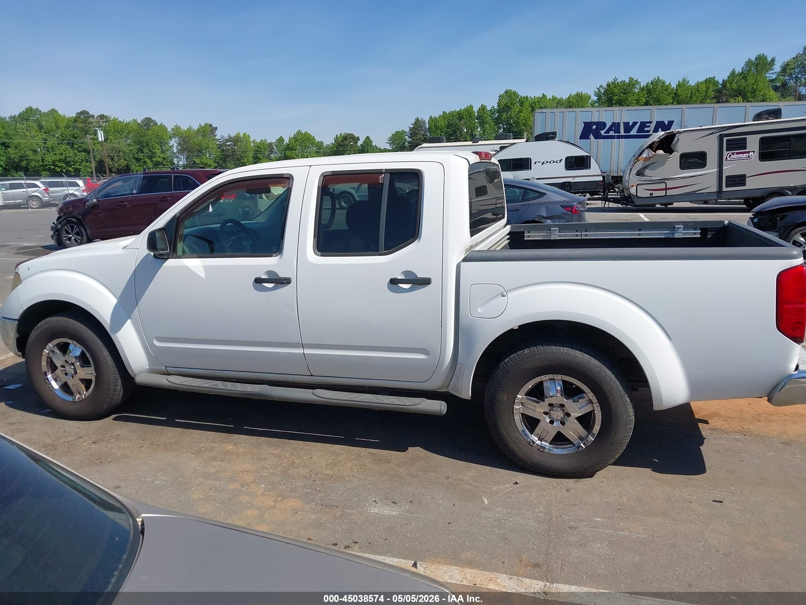 2006 Nissan Frontier Se Белый vin: 1N6AD07U06C470468