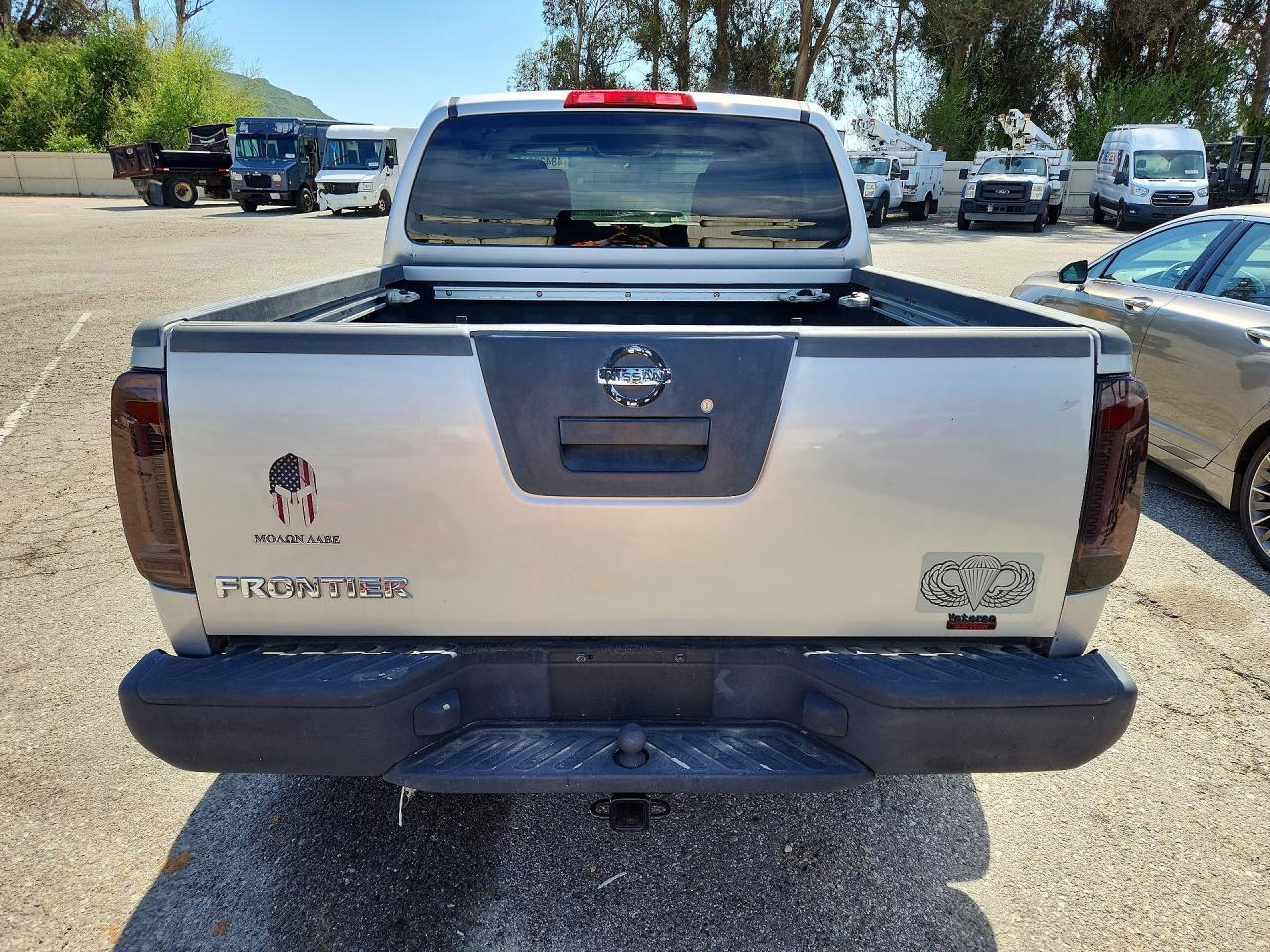 2005 Nissan Frontier Se Silver vin: 1N6AD07U15C437946