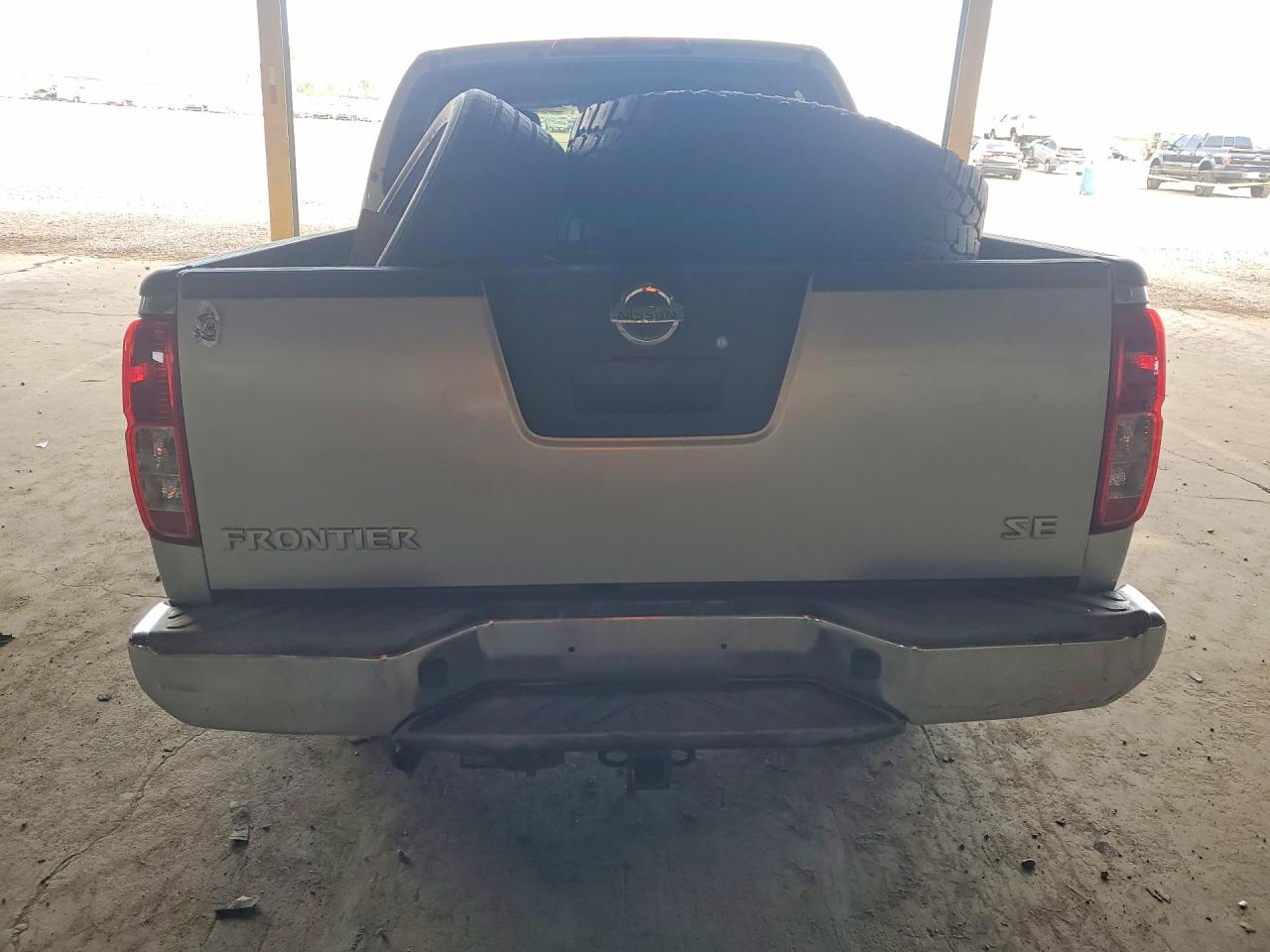 2007 Nissan Frontier Se Серебряный vin: 1N6AD07U17C435682