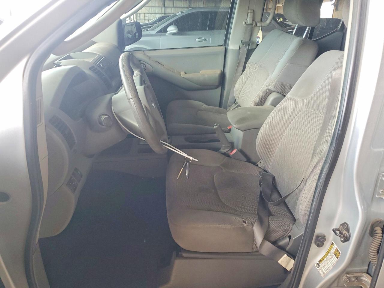 2007 Nissan Frontier Se Серебряный vin: 1N6AD07U17C435682