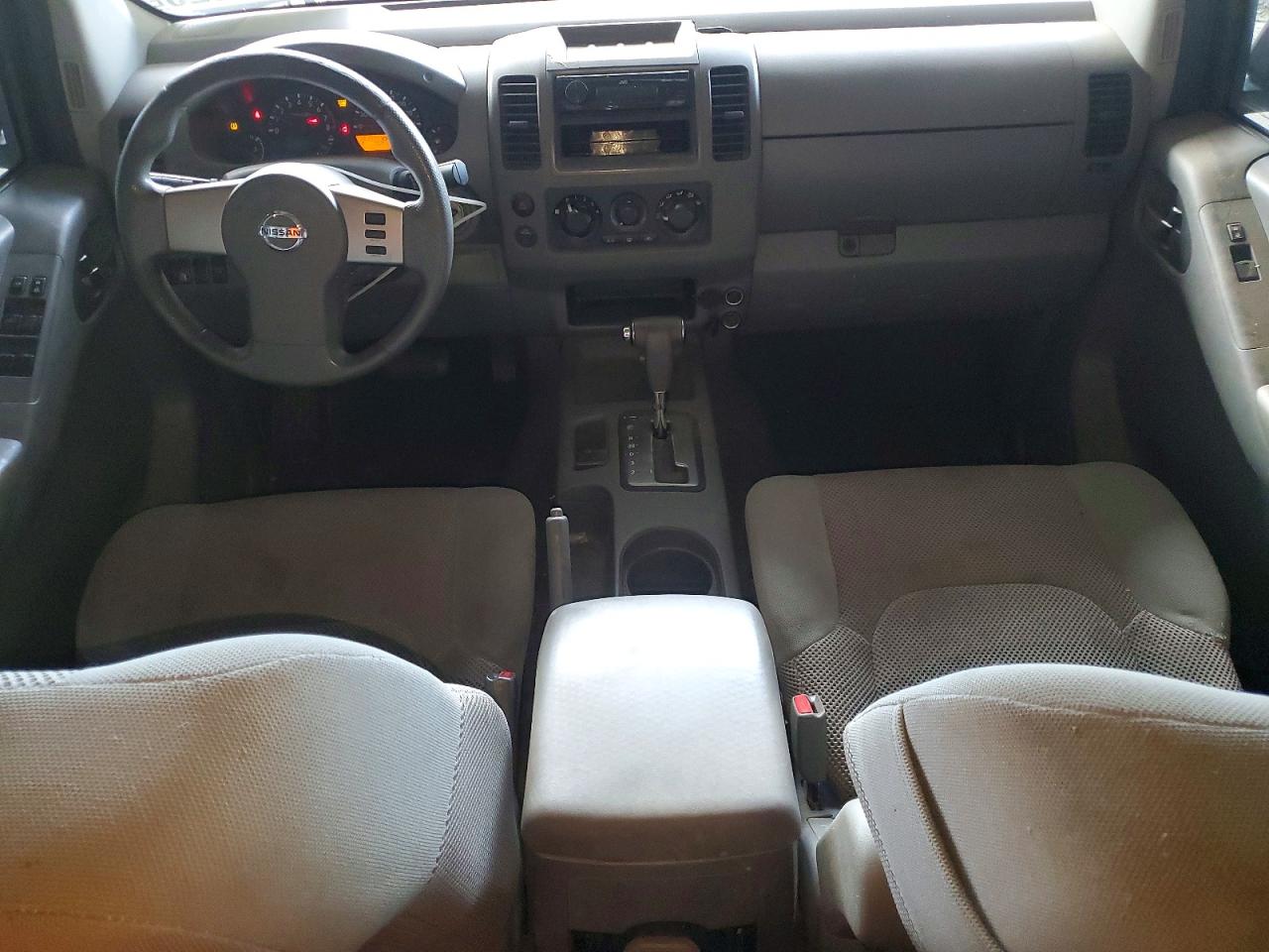 2007 Nissan Frontier Se Серебряный vin: 1N6AD07U17C435682