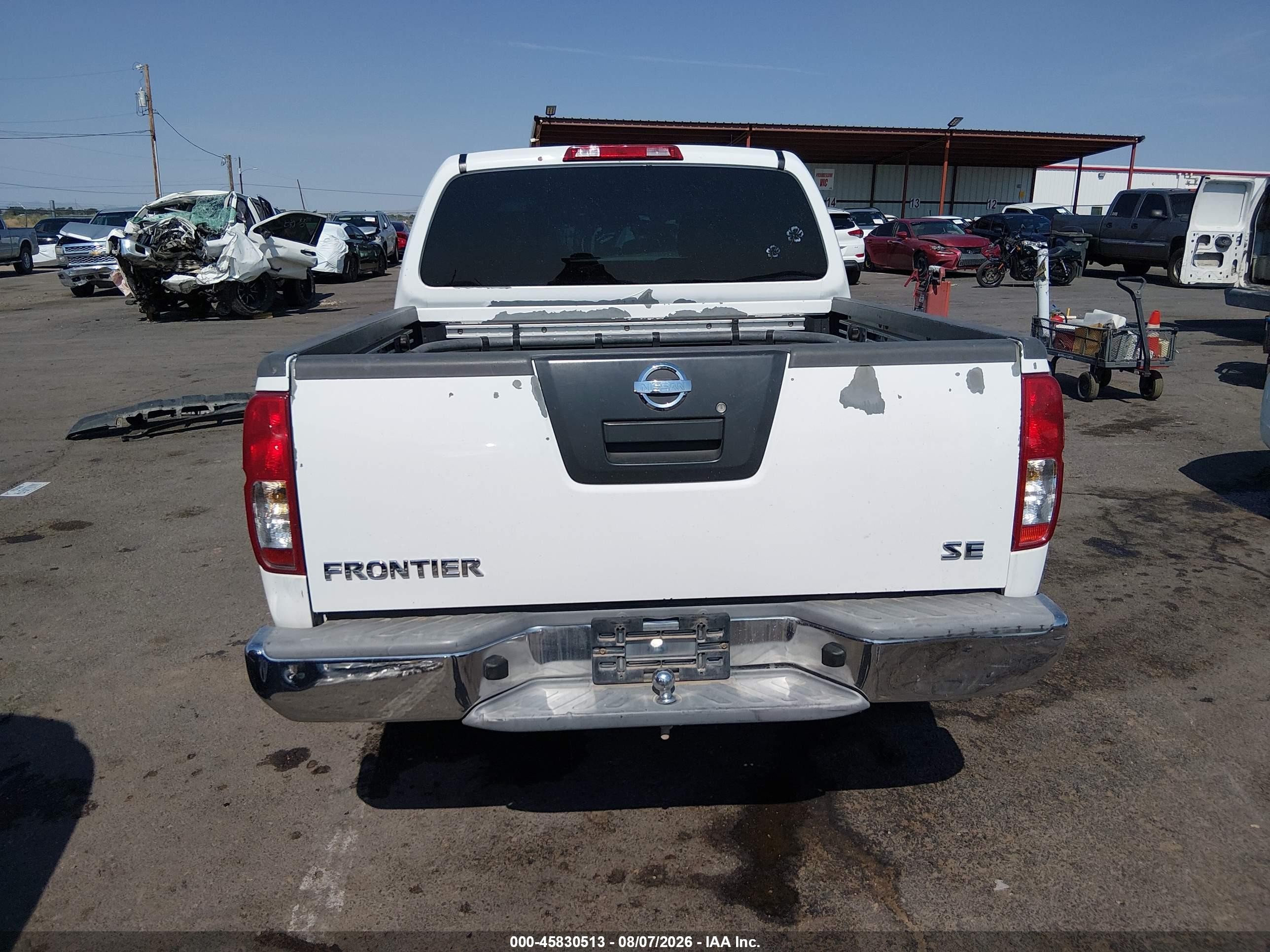 2008 Nissan Frontier Se White vin: 1N6AD07U18C415434
