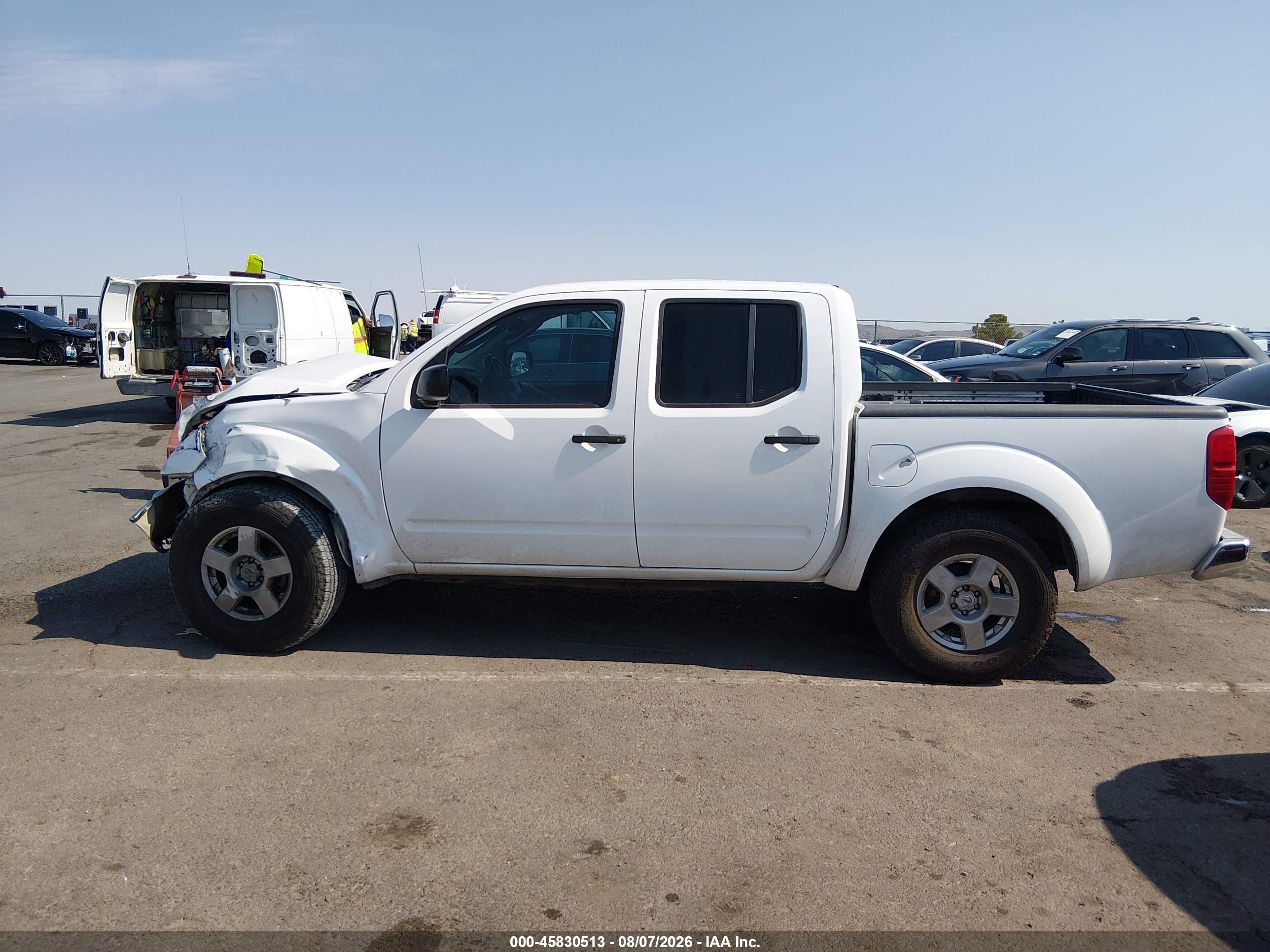 2008 Nissan Frontier Se White vin: 1N6AD07U18C415434