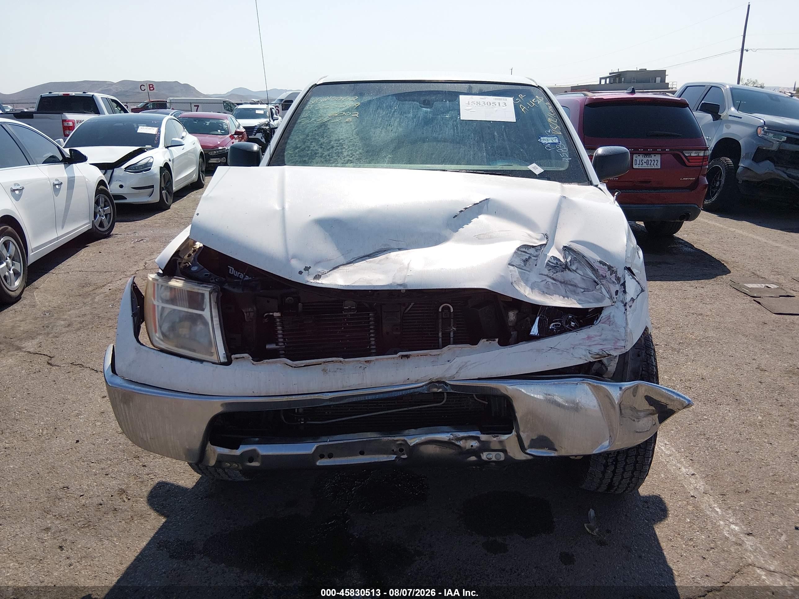 2008 Nissan Frontier Se White vin: 1N6AD07U18C415434