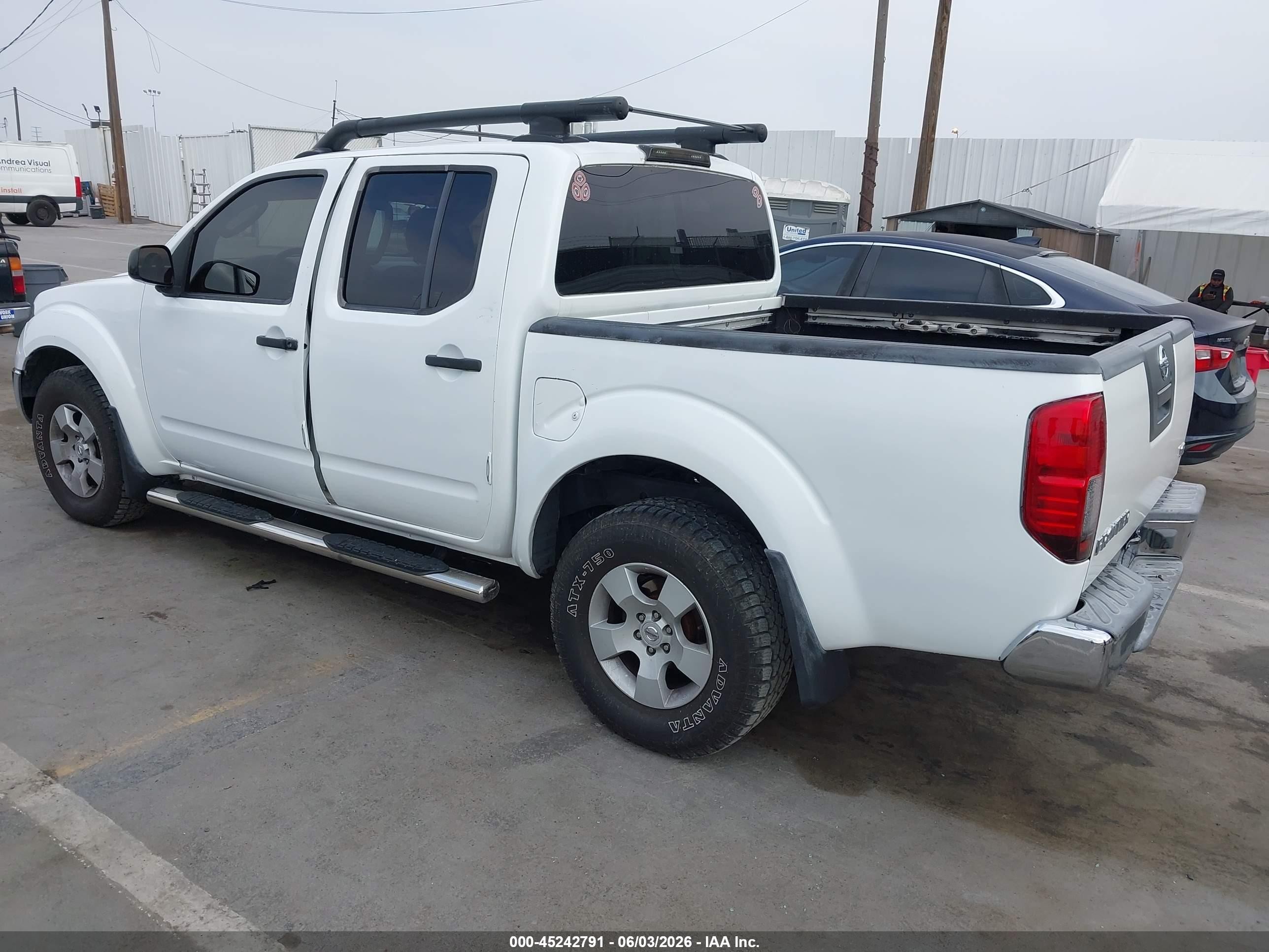 2005 Nissan Frontier Se White vin: 1N6AD07U25C465979