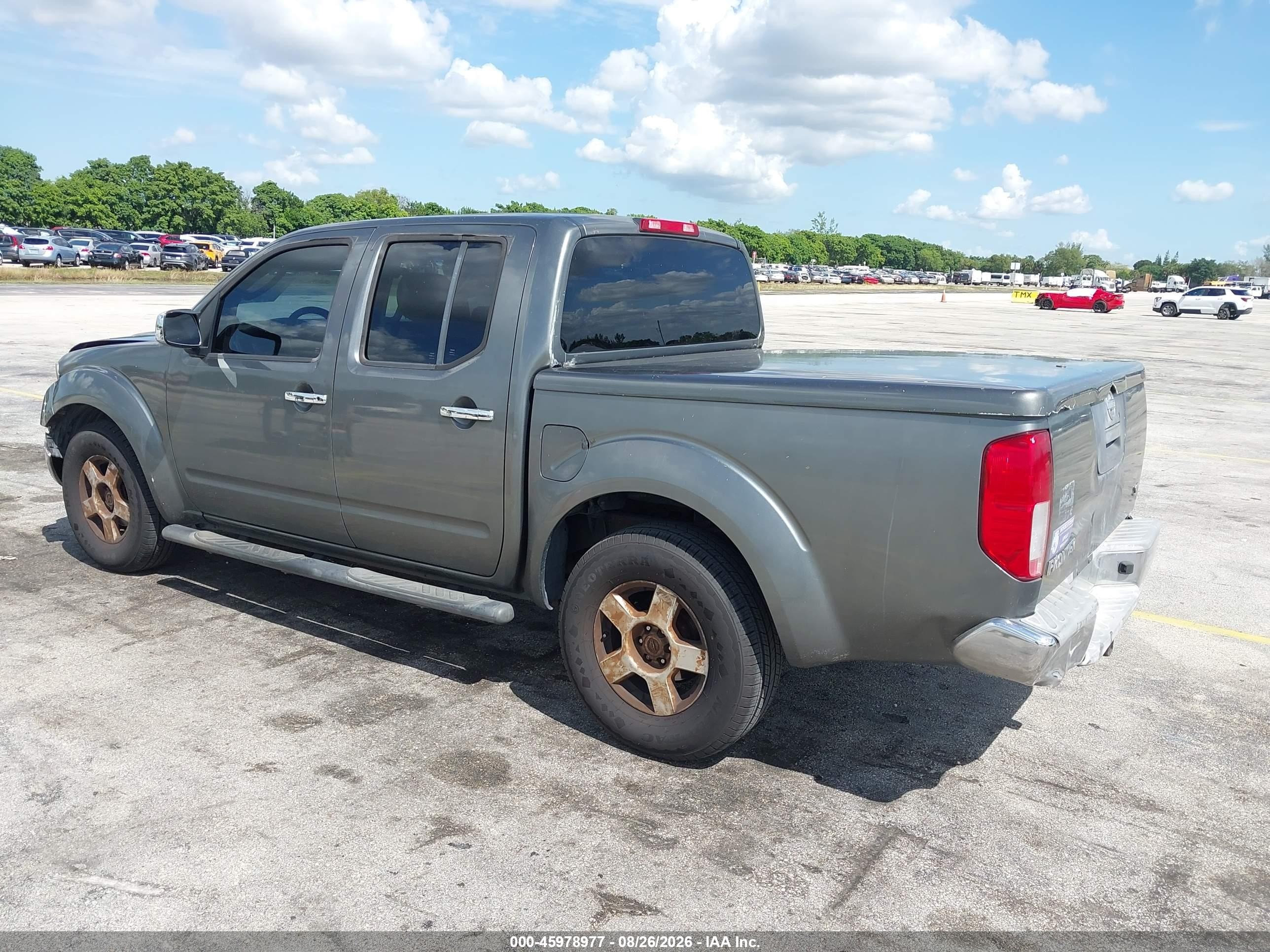 2007 Nissan Frontier Se Серый vin: 1N6AD07U27C408751