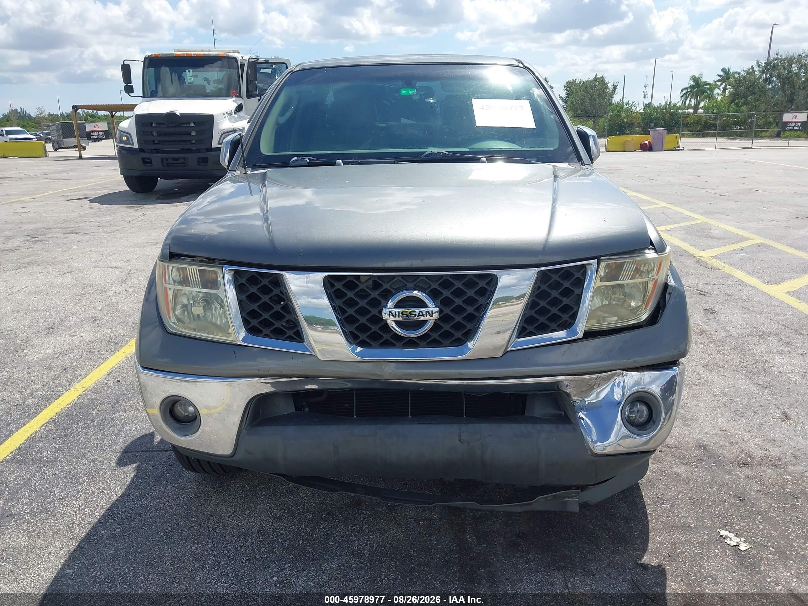 2007 Nissan Frontier Se Серый vin: 1N6AD07U27C408751