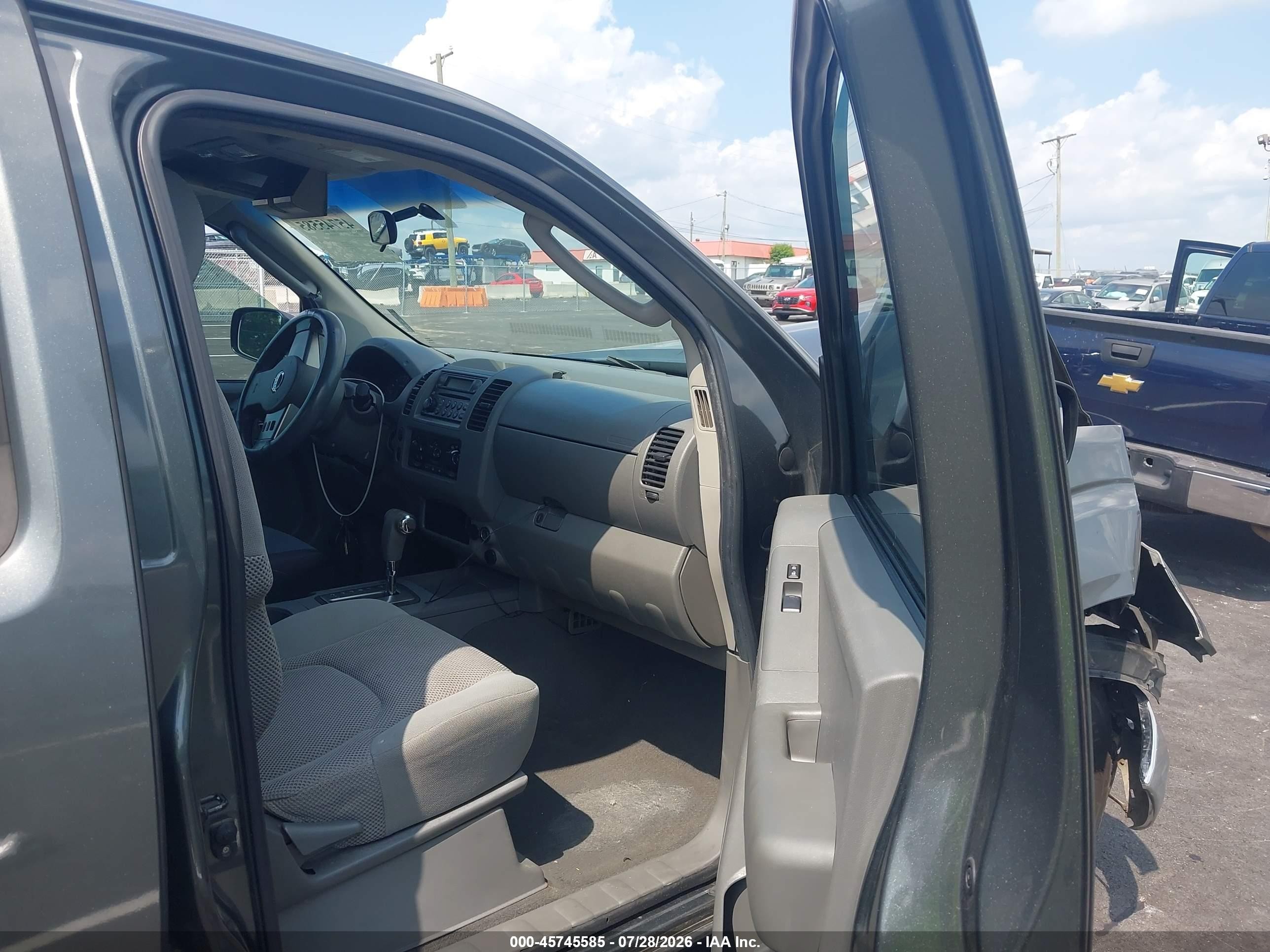 2007 Nissan Frontier Se Серый vin: 1N6AD07U27C436565