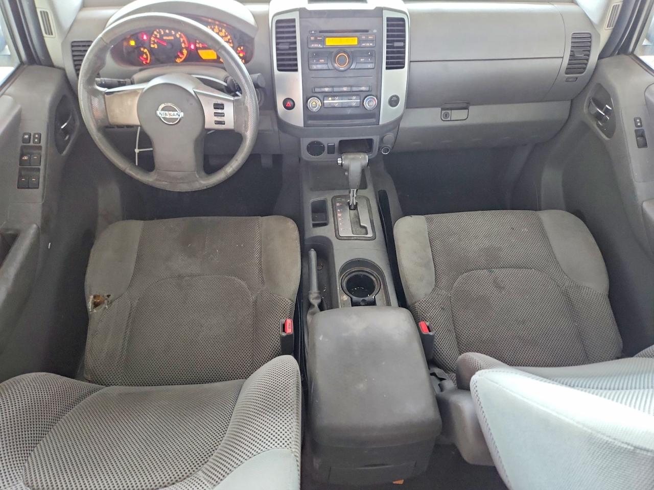 2009 Nissan Frontier White vin: 1N6AD07U29C403925