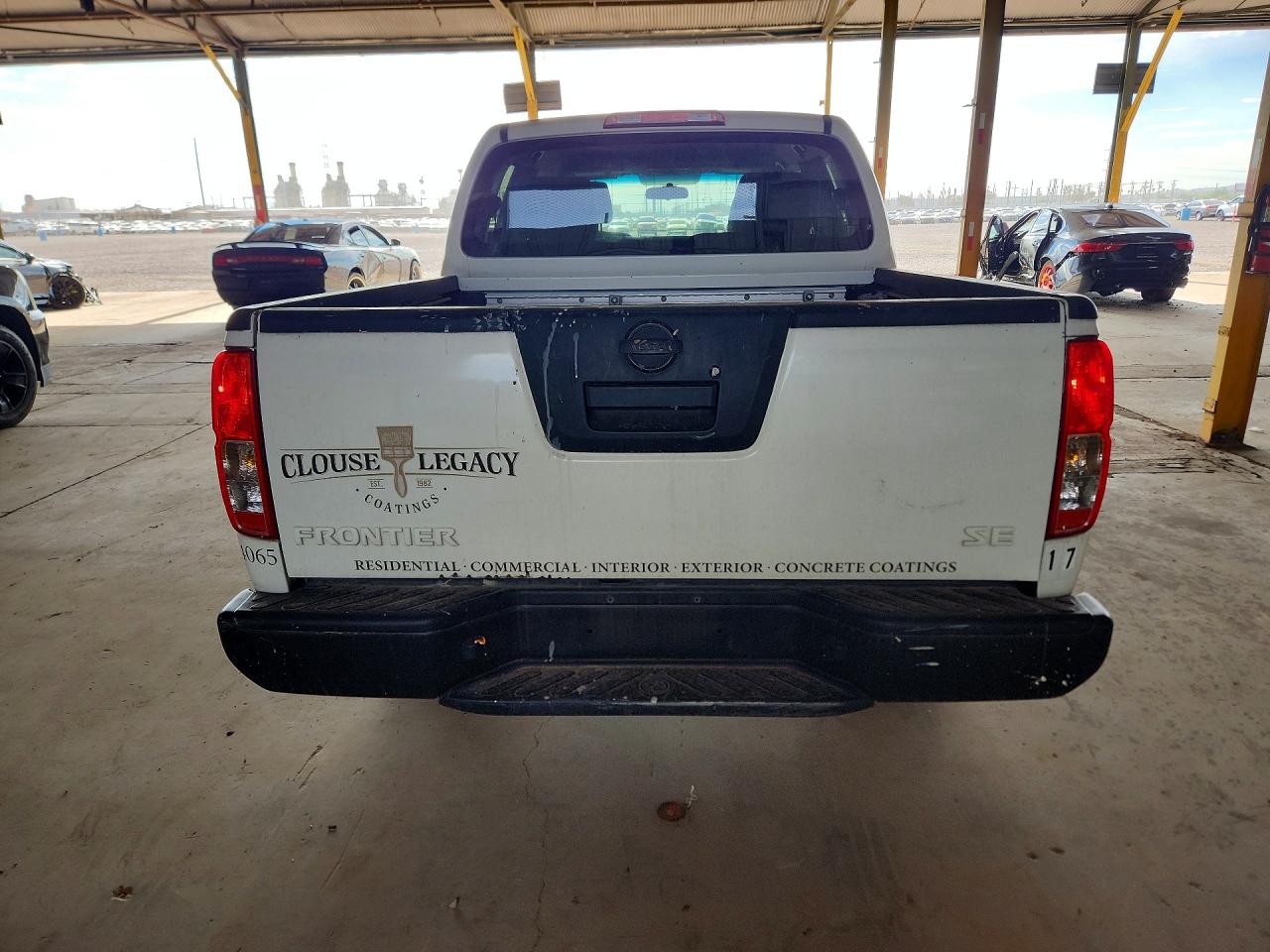 2009 Nissan Frontier White vin: 1N6AD07U29C403925
