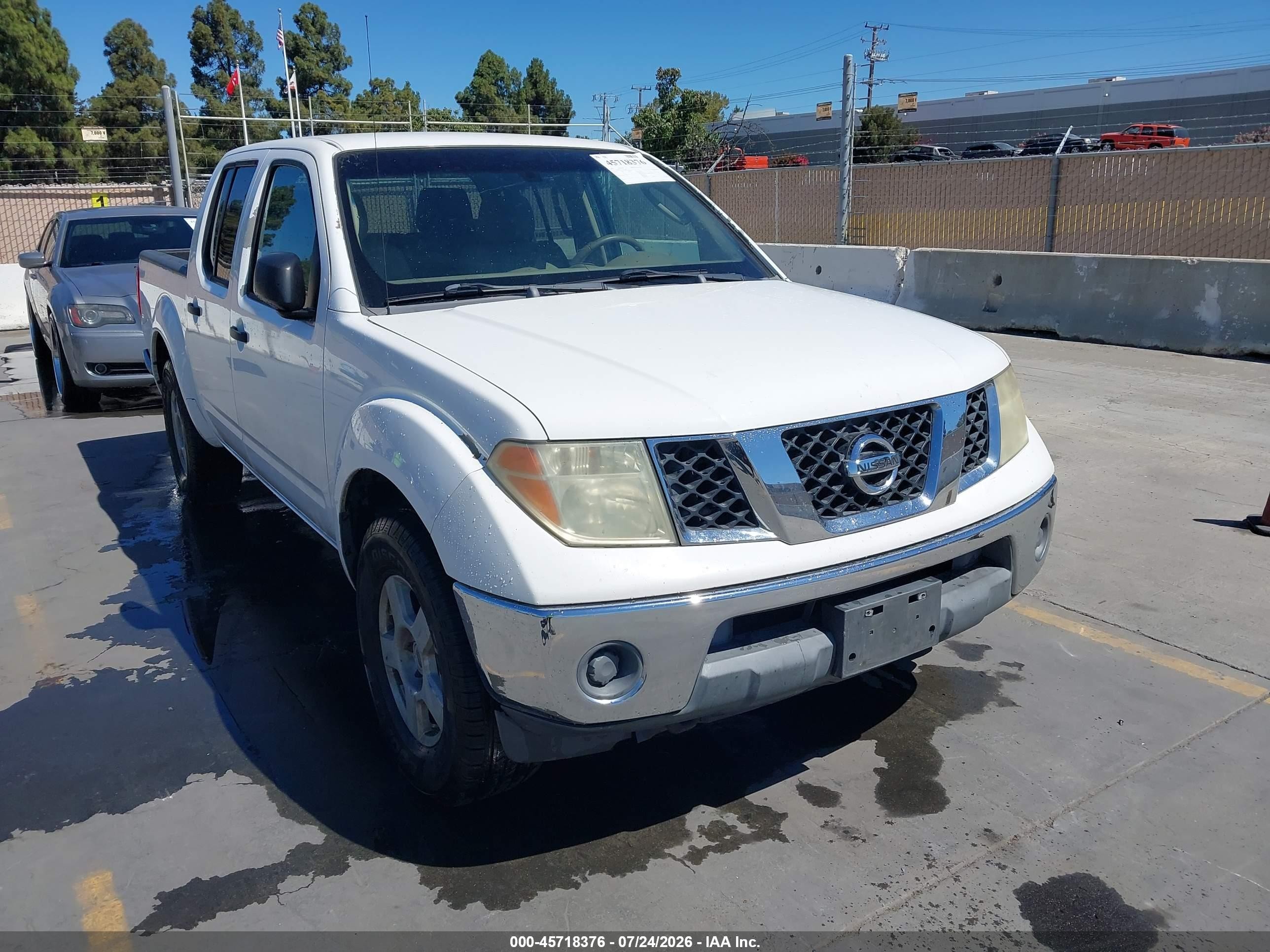 2005 Nissan Frontier 2wd Se Белый vin: 1N6AD07U35C419528