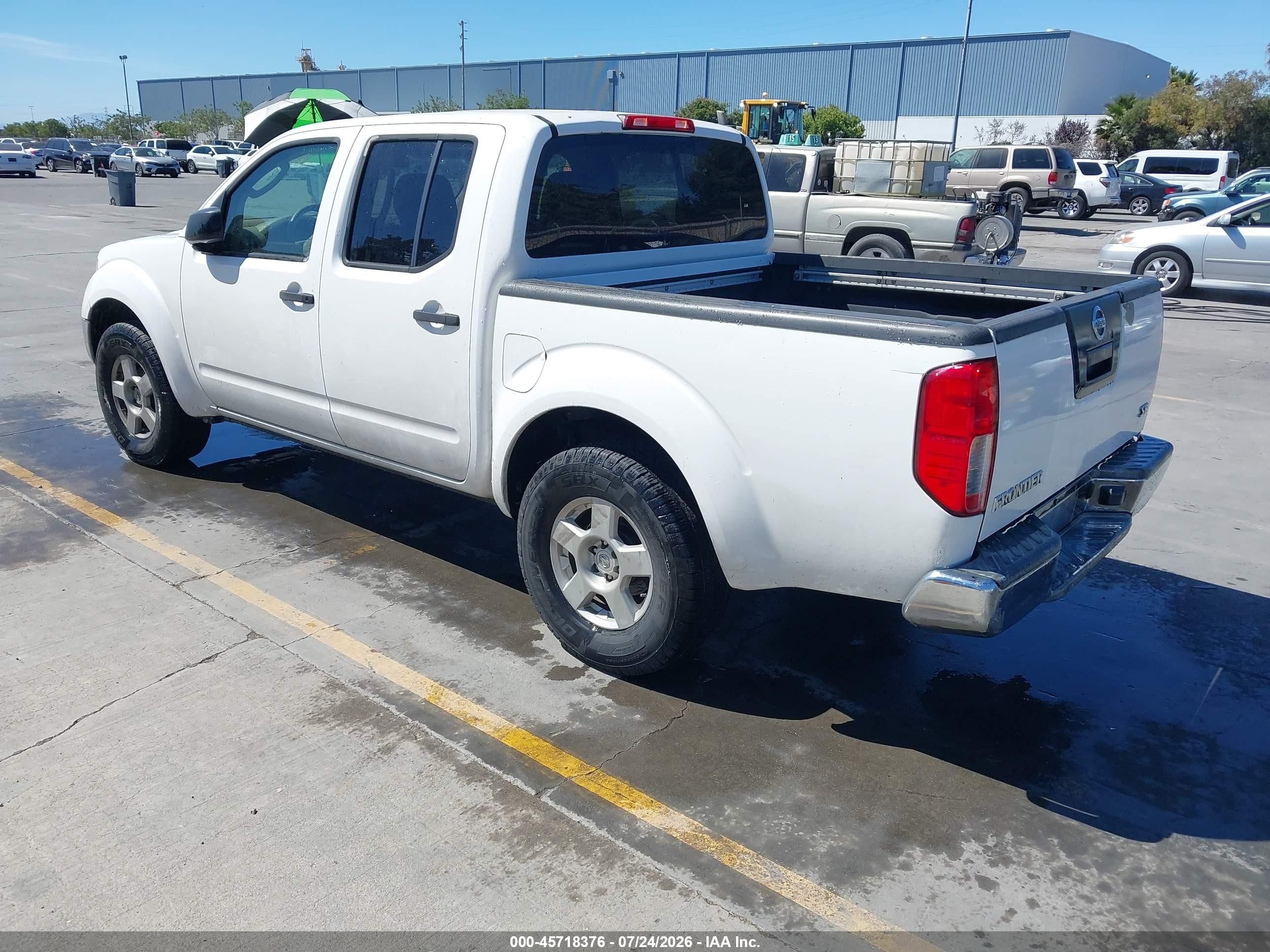 2005 Nissan Frontier 2wd Se Белый vin: 1N6AD07U35C419528