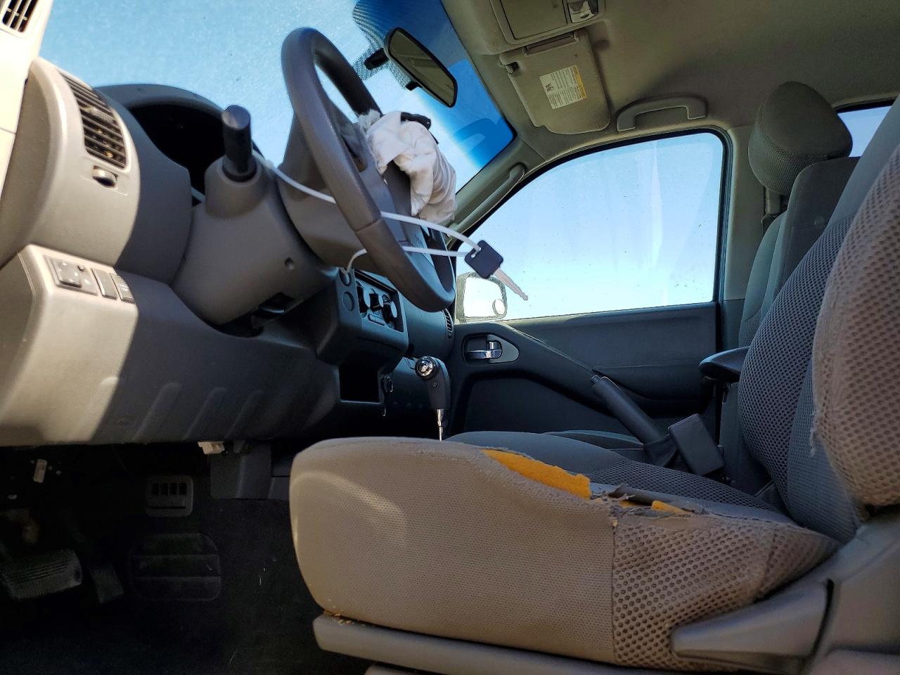 2006 Nissan Frontier Se White vin: 1N6AD07U36C463806