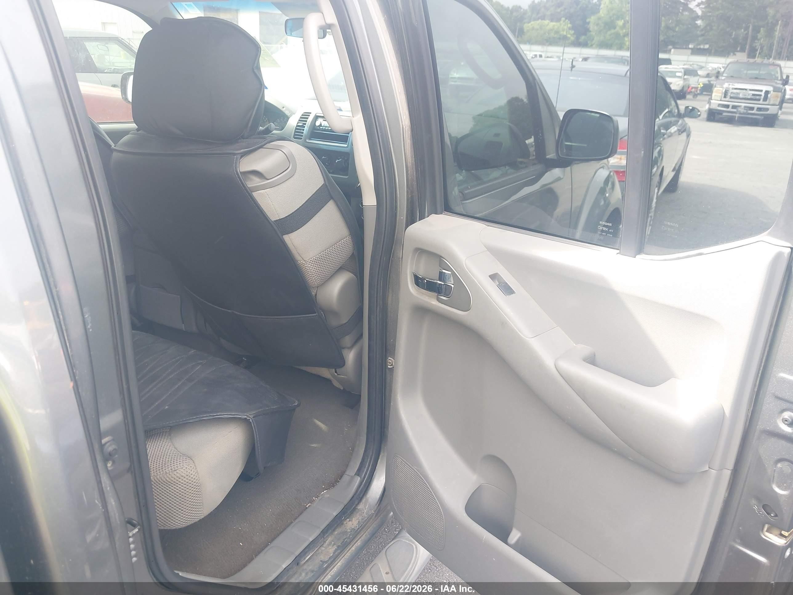 2007 Nissan Frontier Se Brown vin: 1N6AD07U37C441497