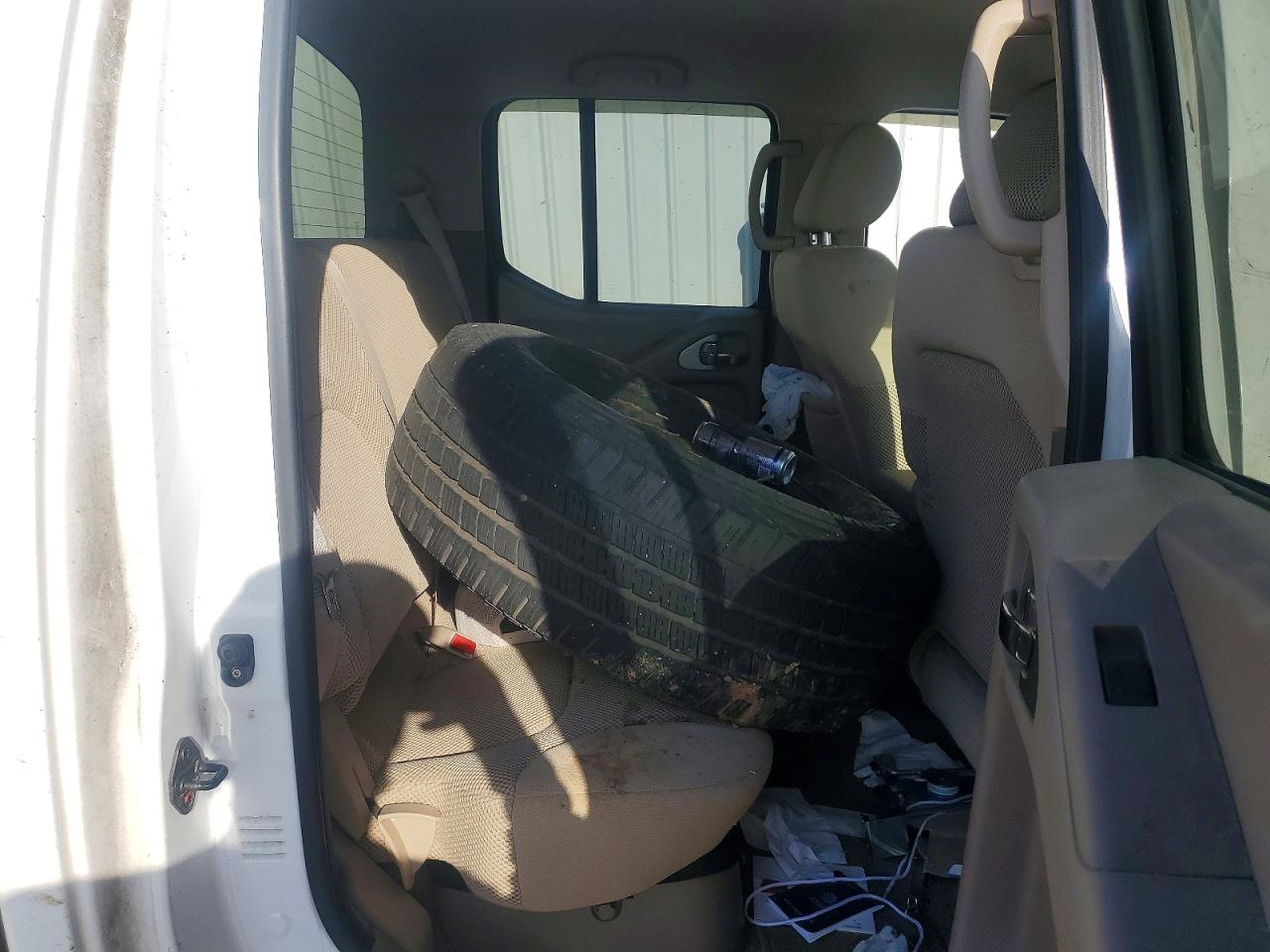 2008 Nissan Frontier Se V6 White vin: 1N6AD07U38C448547