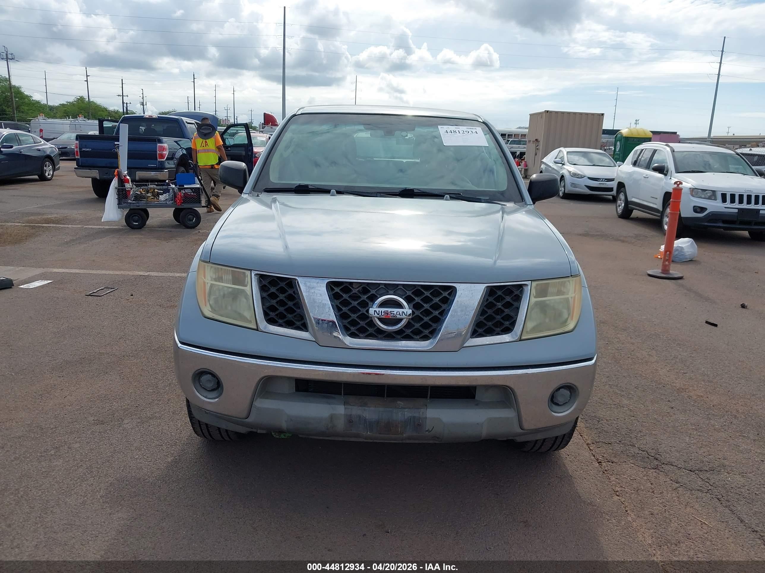 2005 Nissan Frontier Se Gray vin: 1N6AD07U45C430389