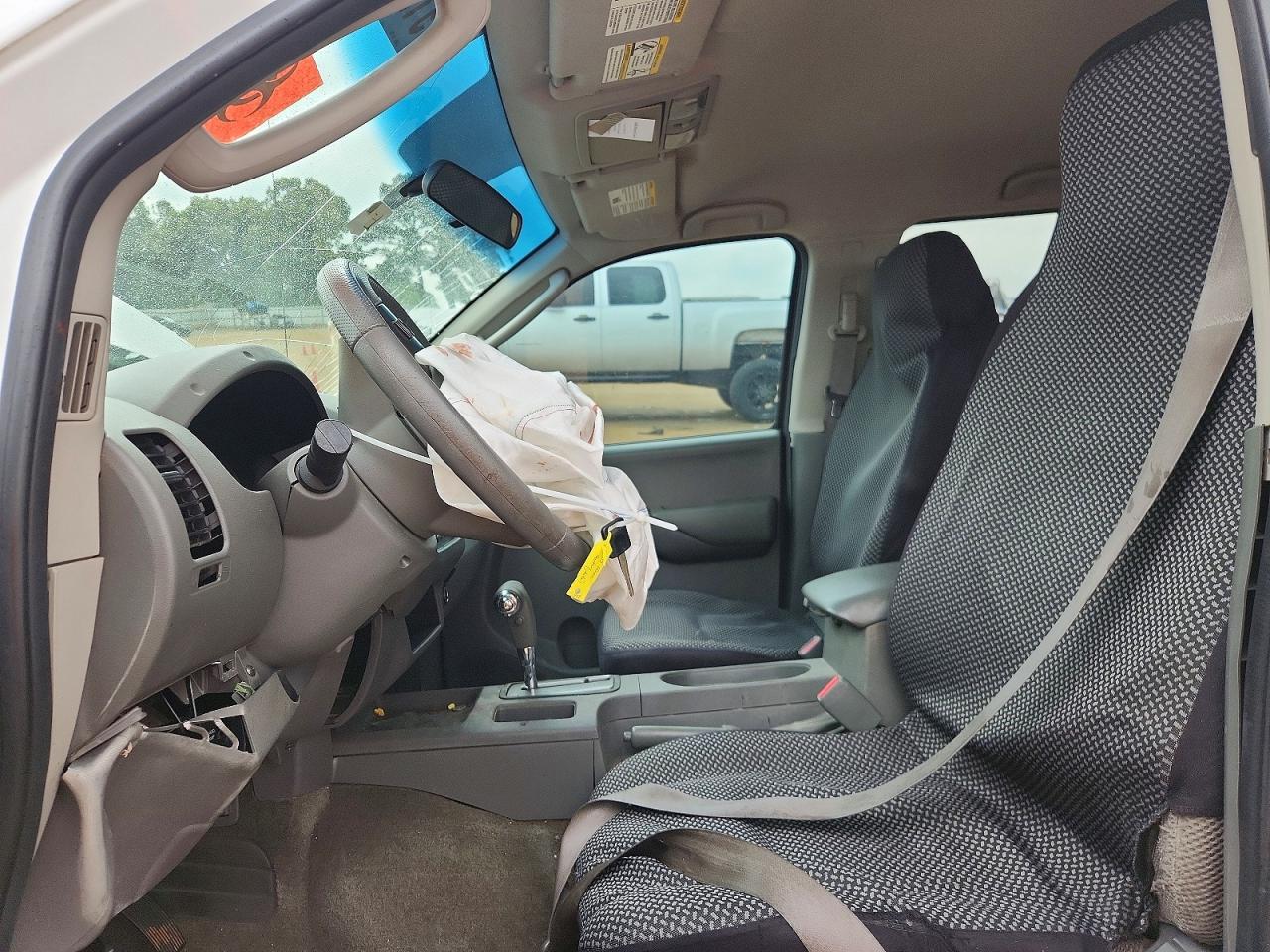 2005 Nissan Frontier Se White vin: 1N6AD07U45C433941